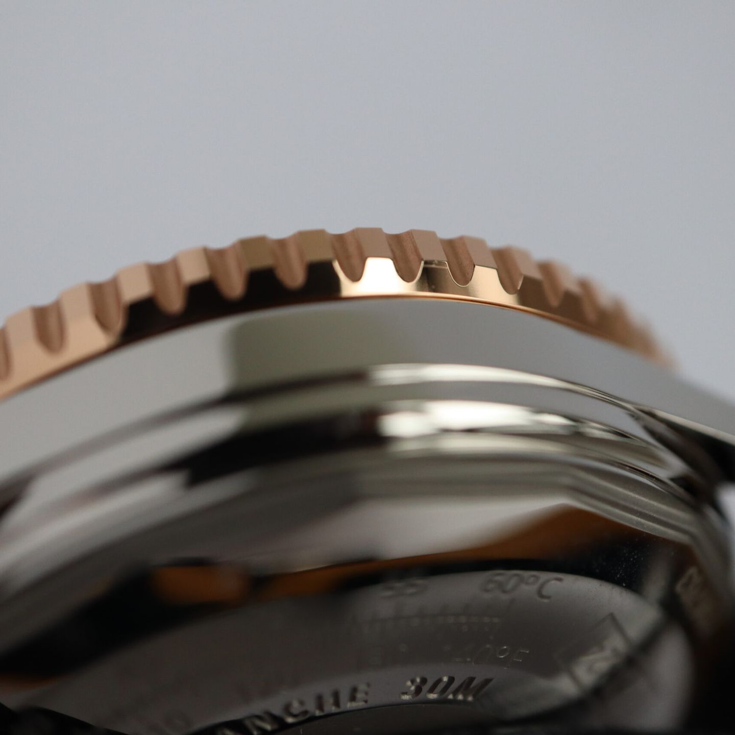 Breitling Navitimer U13324 (2023) - 41 mm Gold/Steel case (8/8)