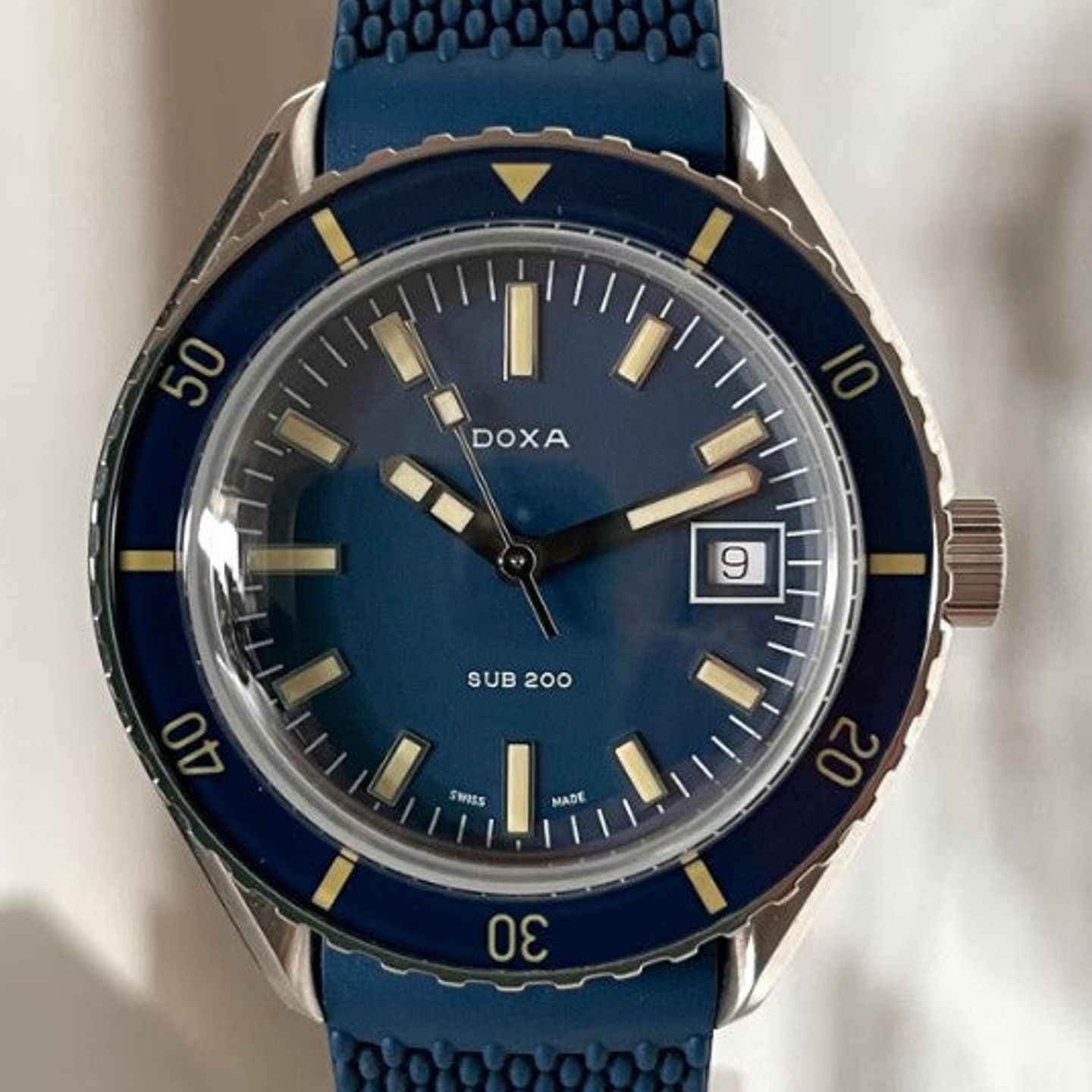 Doxa Sub 799.10.201.32 (2025) - Blue dial 42 mm Steel case (1/1)
