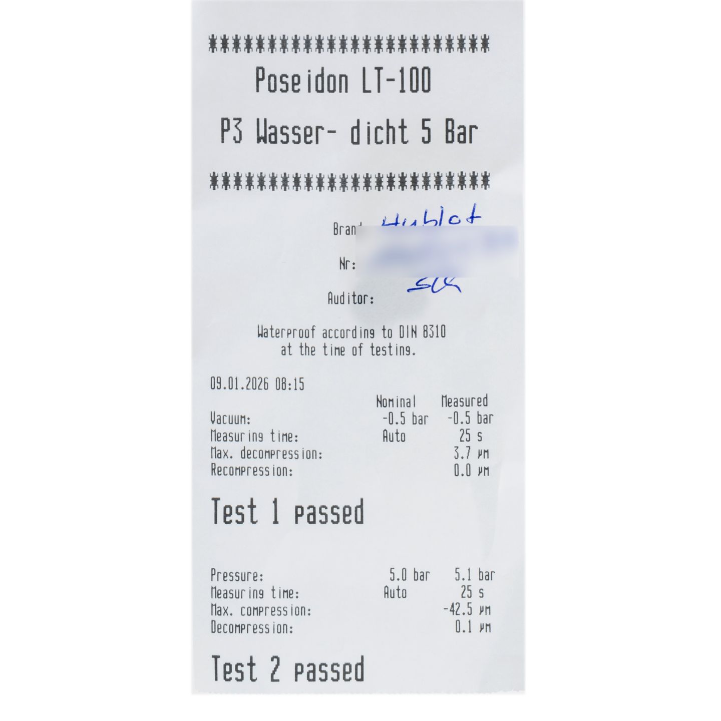 Hublot Classic Fusion 542.NX.1171.LR (Unknown (random serial)) - Black dial 42 mm Titanium case (5/8)