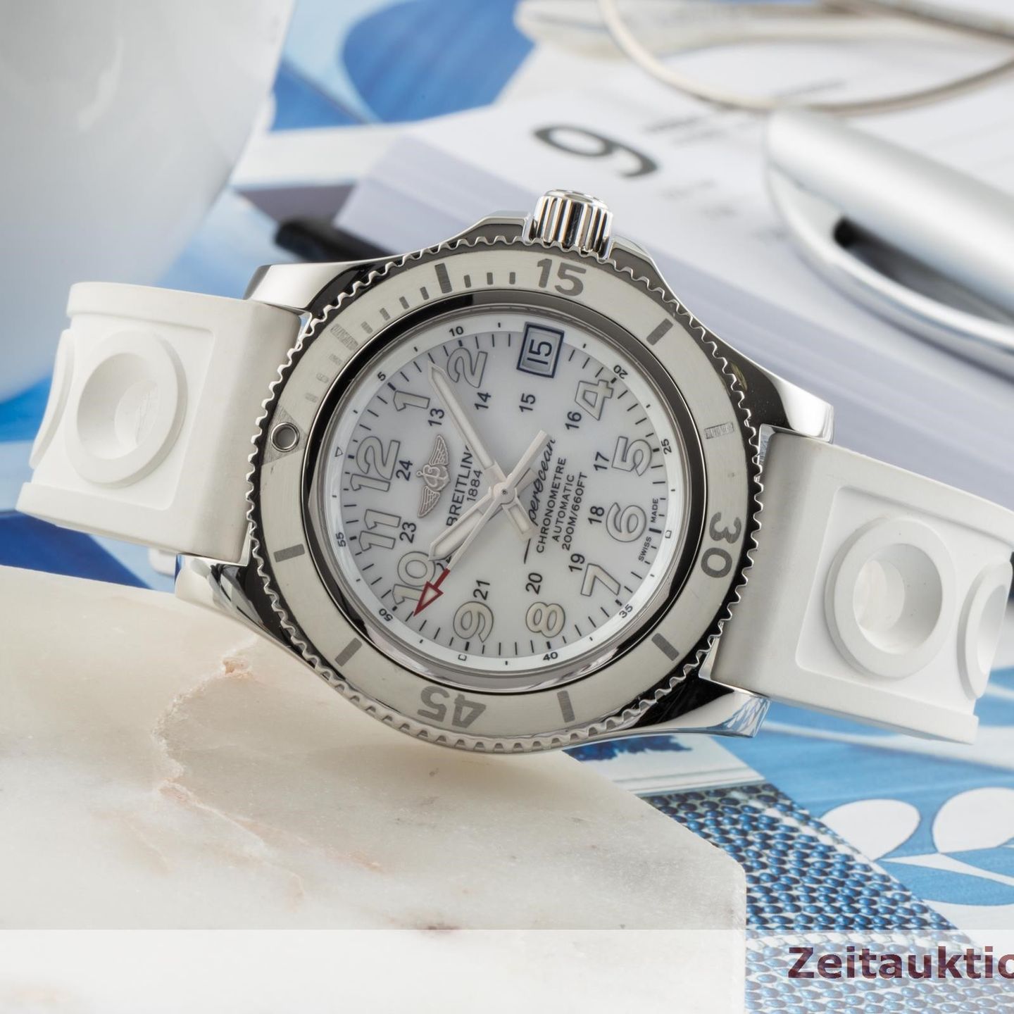 Breitling Superocean II 36 A1731267.A775.238S (2015) - White dial 36 mm Steel case (2/8)