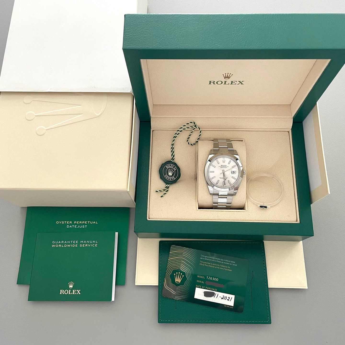 Rolex Datejust 41 126300 (2021) - Zilver wijzerplaat 48mm Staal (2/7)