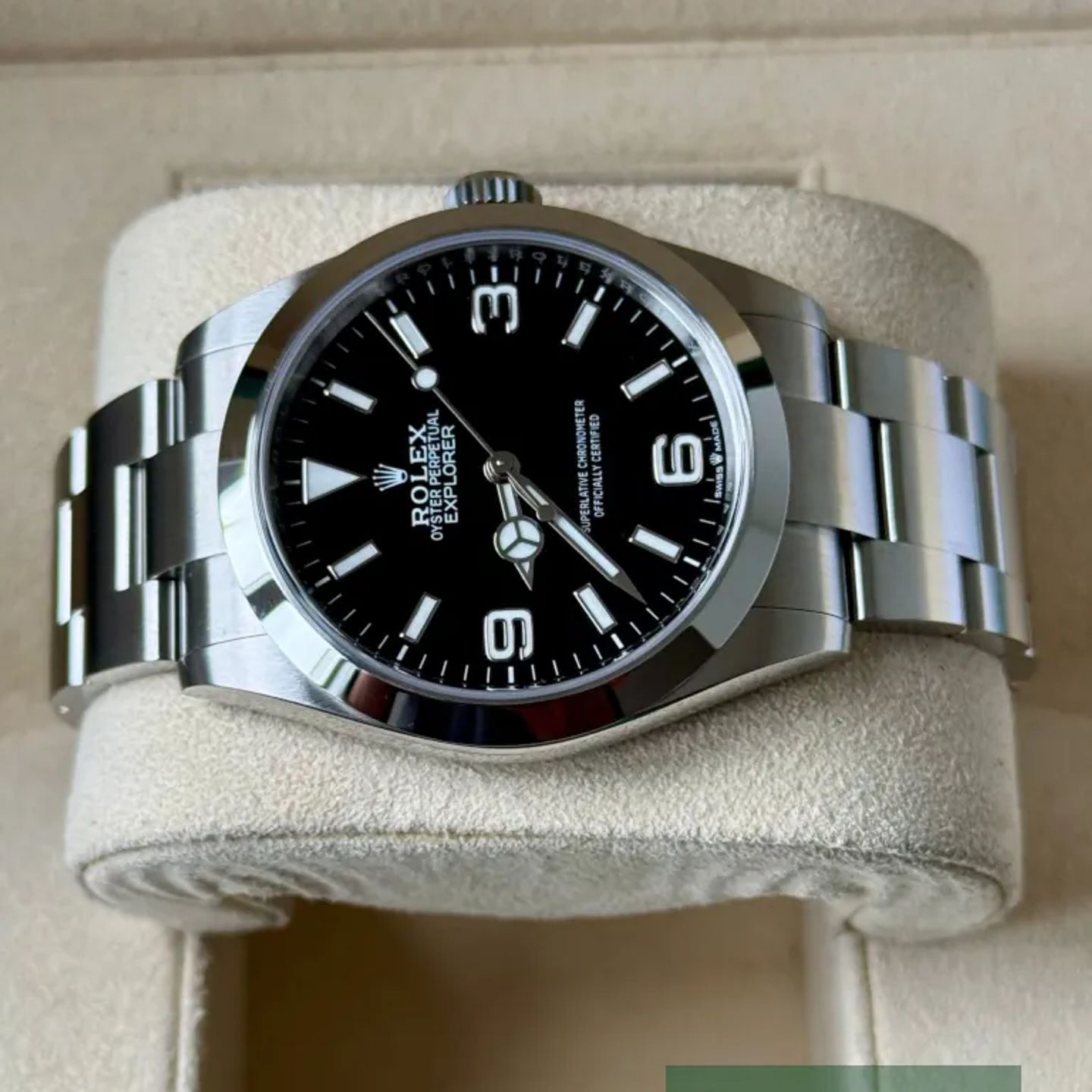 Rolex Explorer 224270 - (5/7)