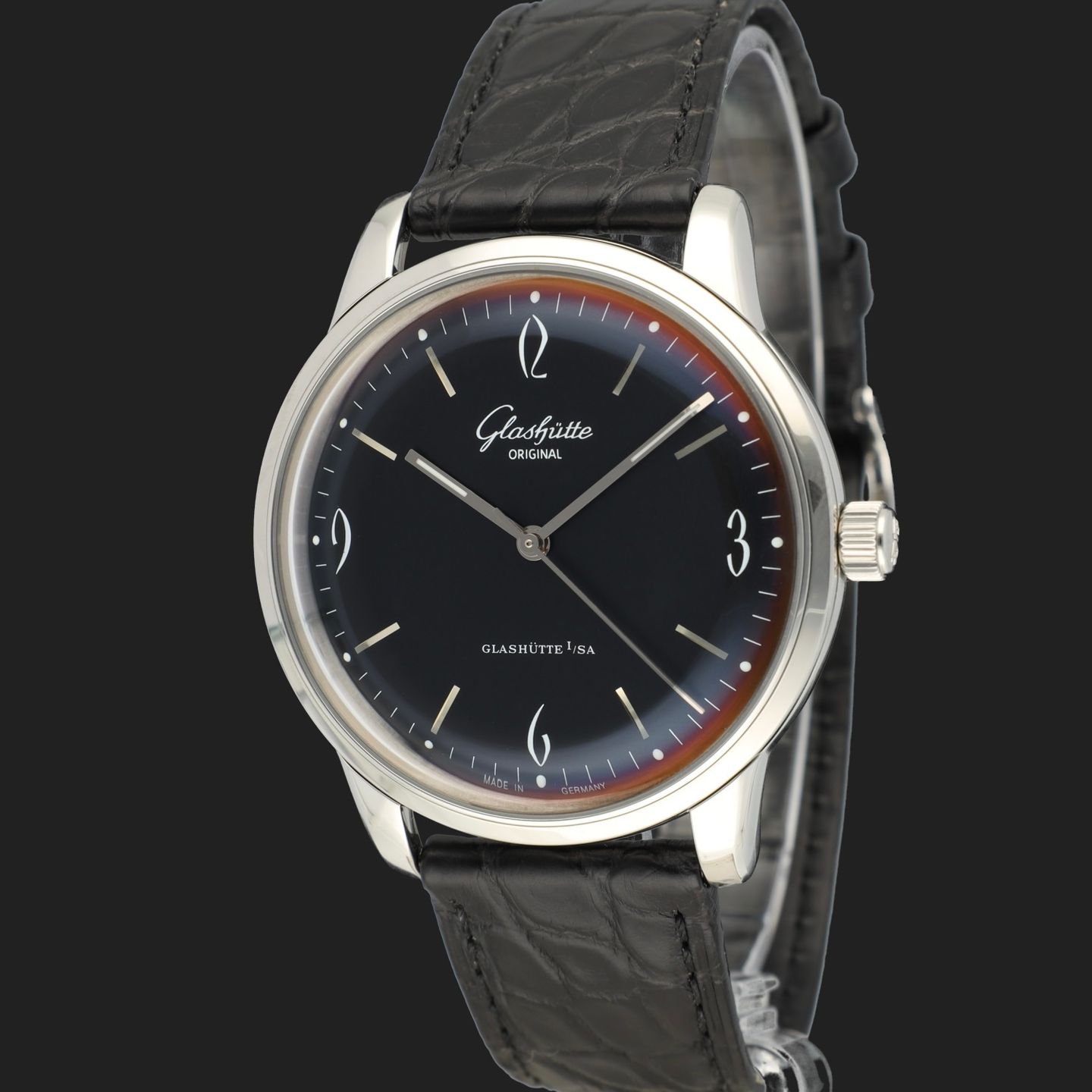 Glashütte Original Sixties 1-39-52-04-02-04 (2023) - Zwart wijzerplaat 39mm Staal (1/8)