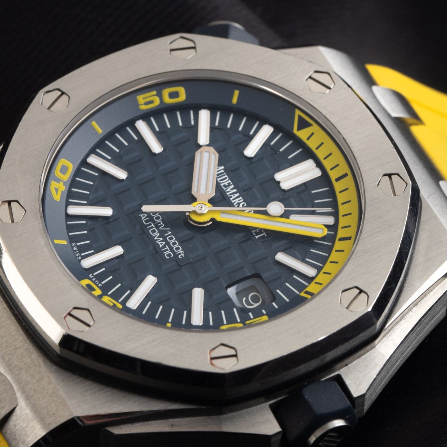 Audemars Piguet Royal Oak Offshore Diver 15710ST.OO.A027CA.01 - (3/7)