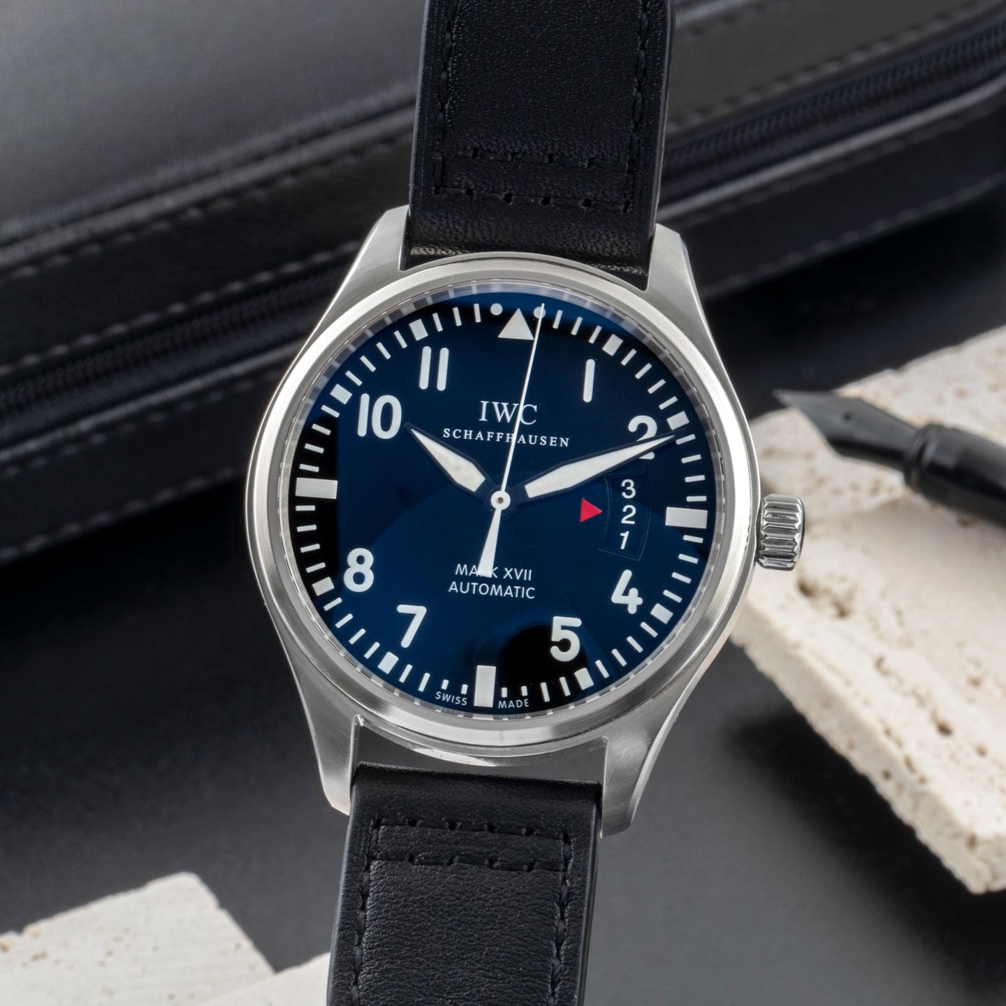 IWC Pilot Mark IW326501 (Onbekend (willekeurig serienummer)) - Zwart wijzerplaat 41mm Staal (3/8)