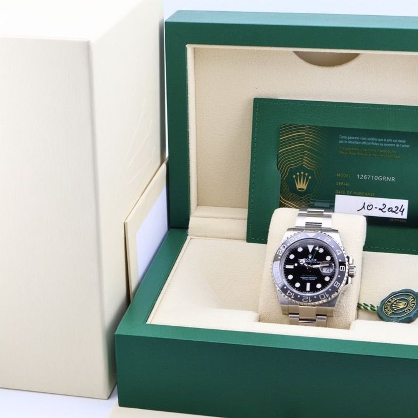 Rolex GMT-Master II 126710GRNR (2024) - Black dial 40 mm Steel case (4/4)