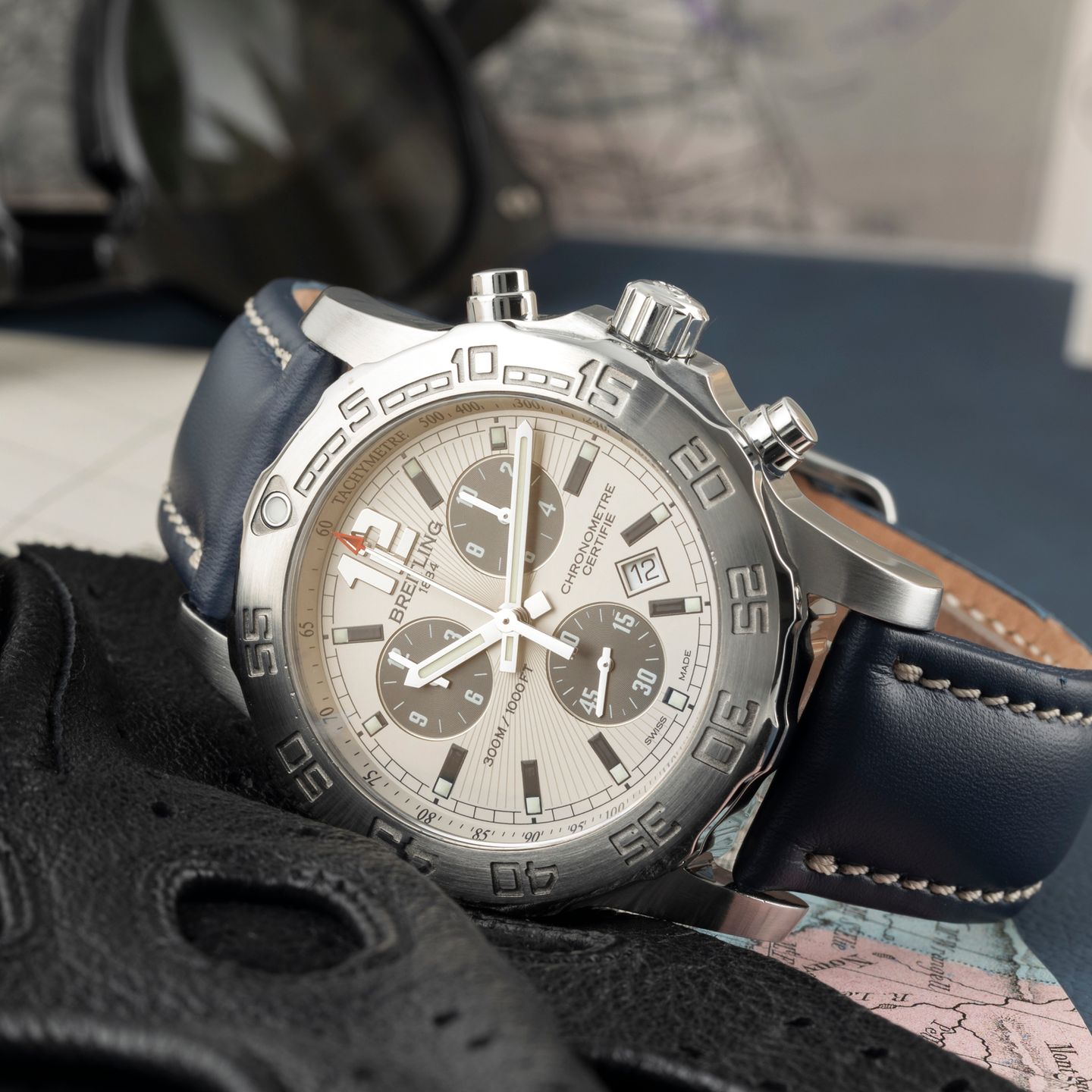 Breitling Colt Chronograph II A73387 (2011) - Wit wijzerplaat 44mm Staal (2/8)