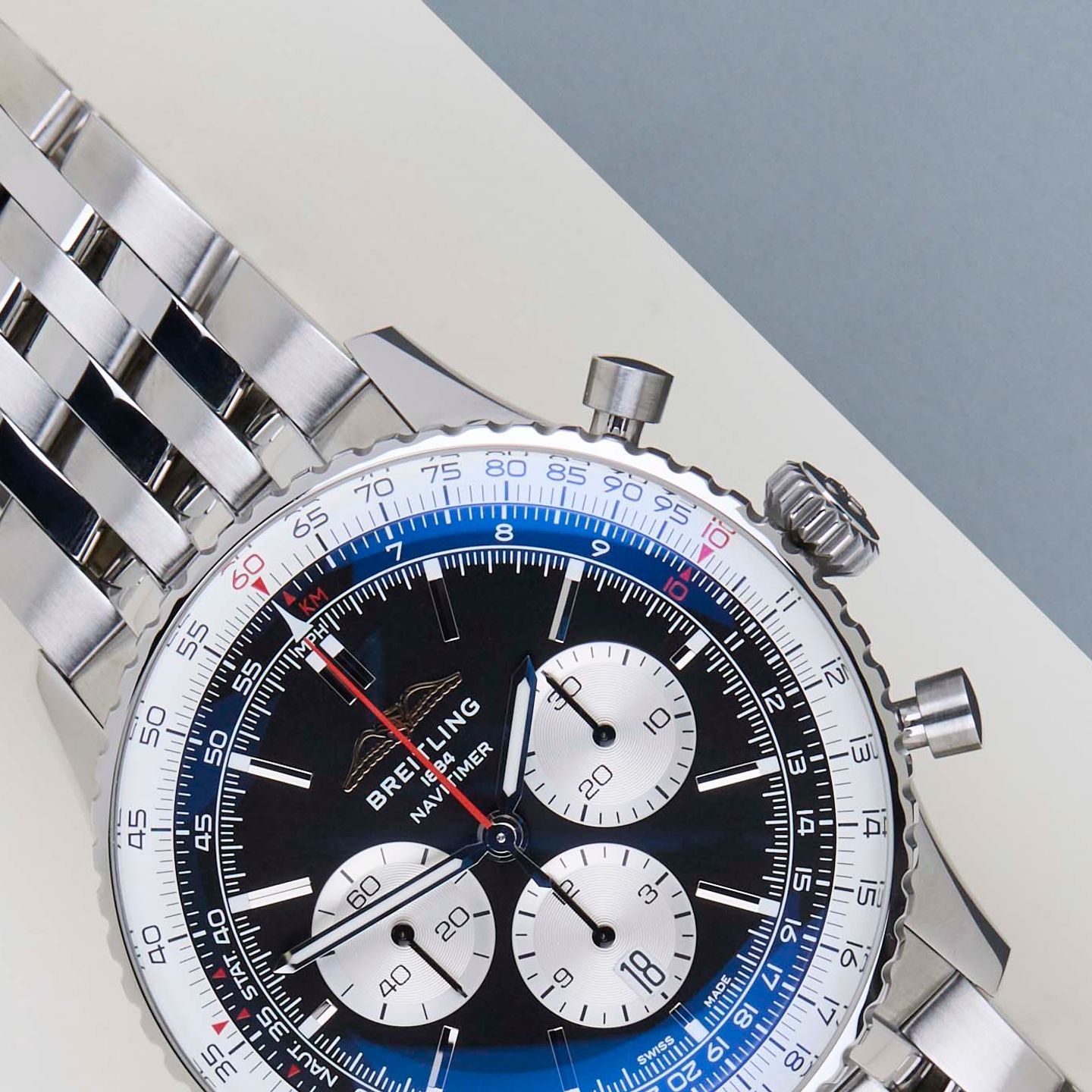 Breitling Navitimer 1 B01 Chronograph AB0137 - (3/8)