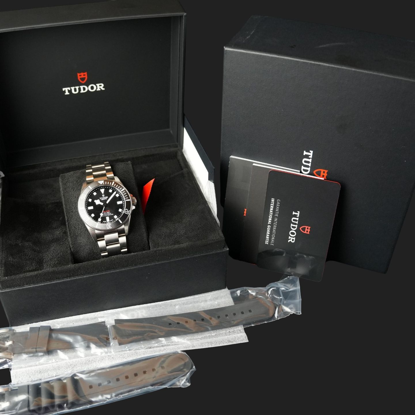 Tudor Pelagos 25407N (2025) - Zwart wijzerplaat 39mm Titanium (8/8)