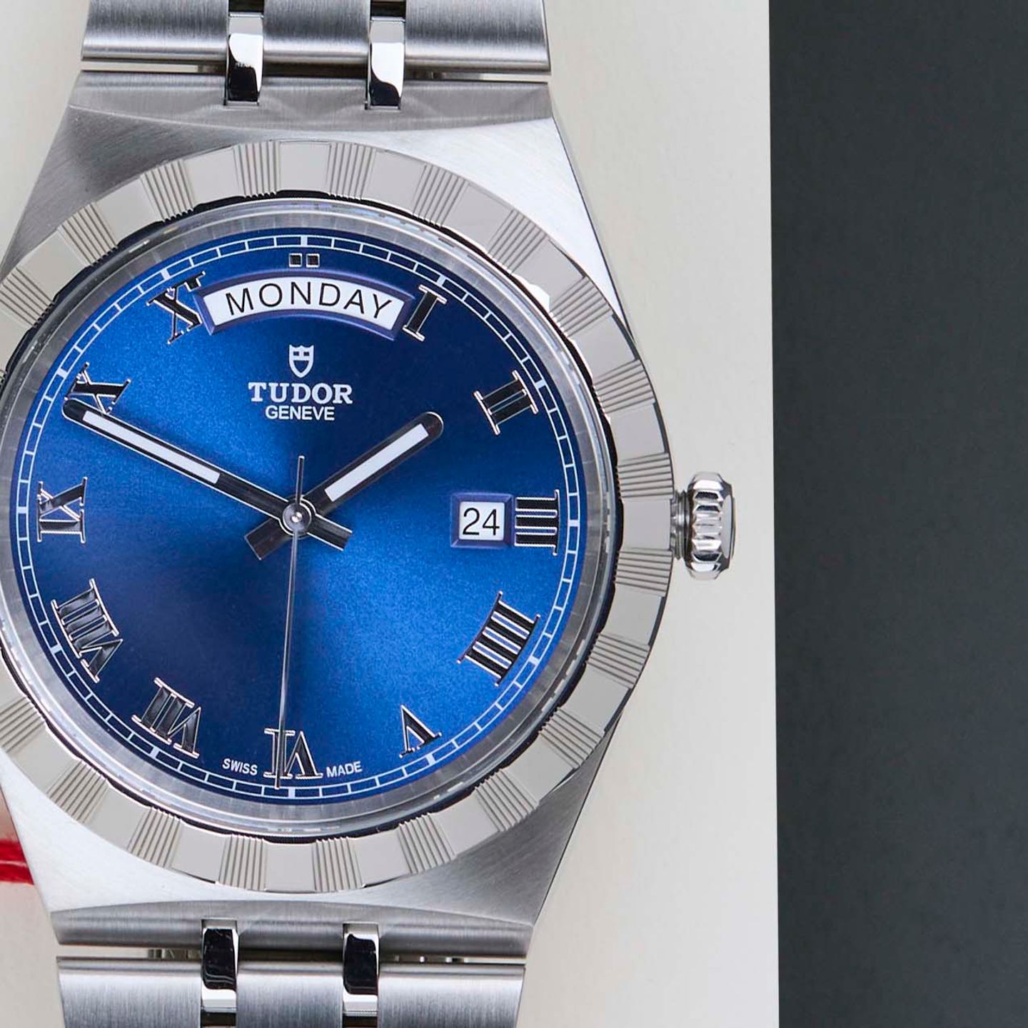 Tudor Royal 28600 - (5/8)