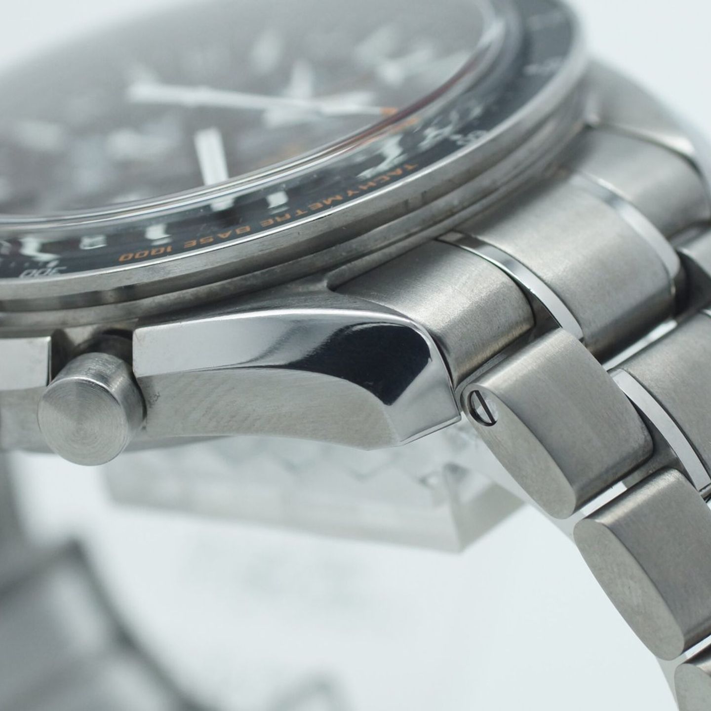 Omega Speedmaster HB-SIA 321.90.44.52.01.001 - (8/8)