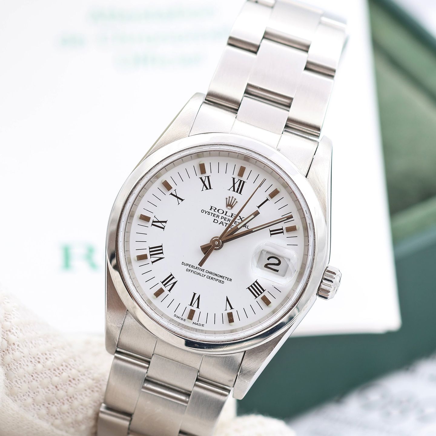 Rolex Oyster Perpetual Date 15200 - (5/8)