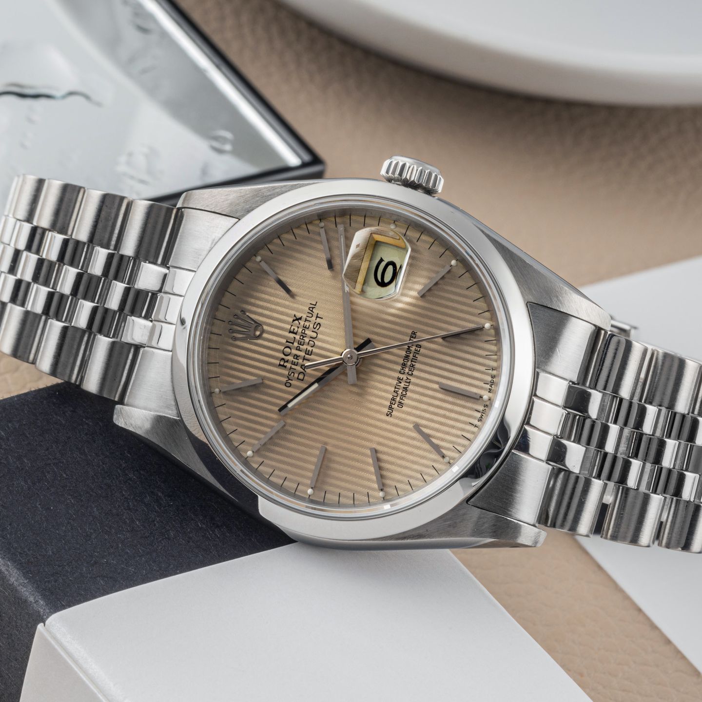 Rolex Datejust 36 16200 (1992) - 36mm Staal (2/8)