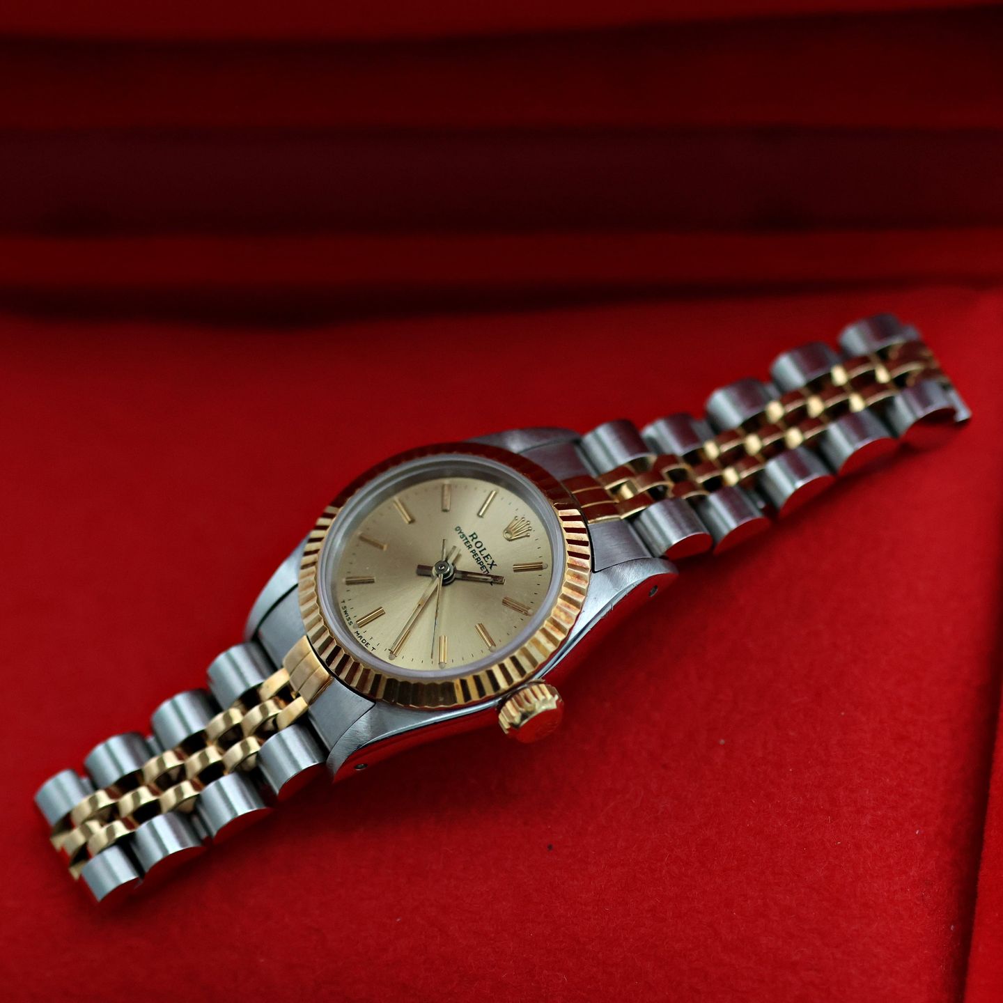 Rolex Oyster Perpetual 67193 - (2/8)
