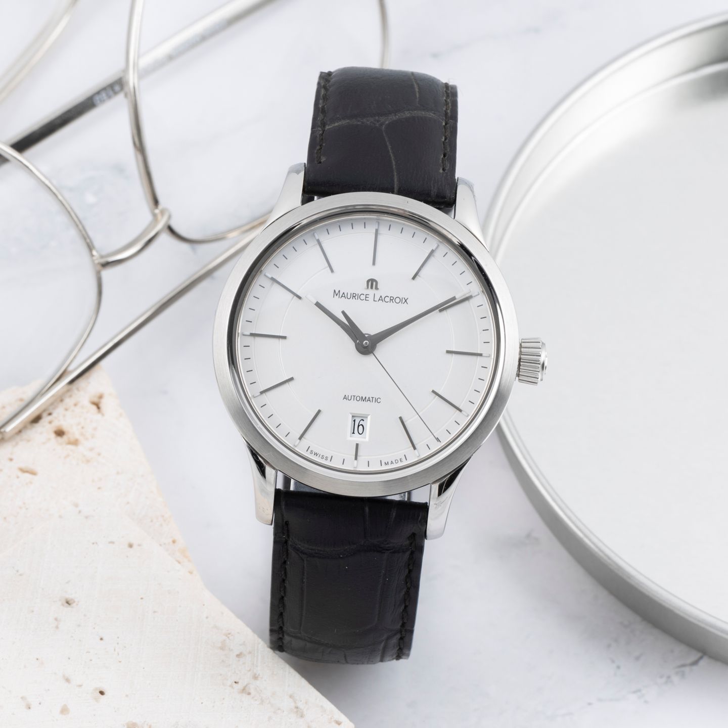 Maurice Lacroix Les Classiques Date LC6017-SS001-130 (Unknown (random serial)) - Silver dial 38 mm Steel case (1/8)