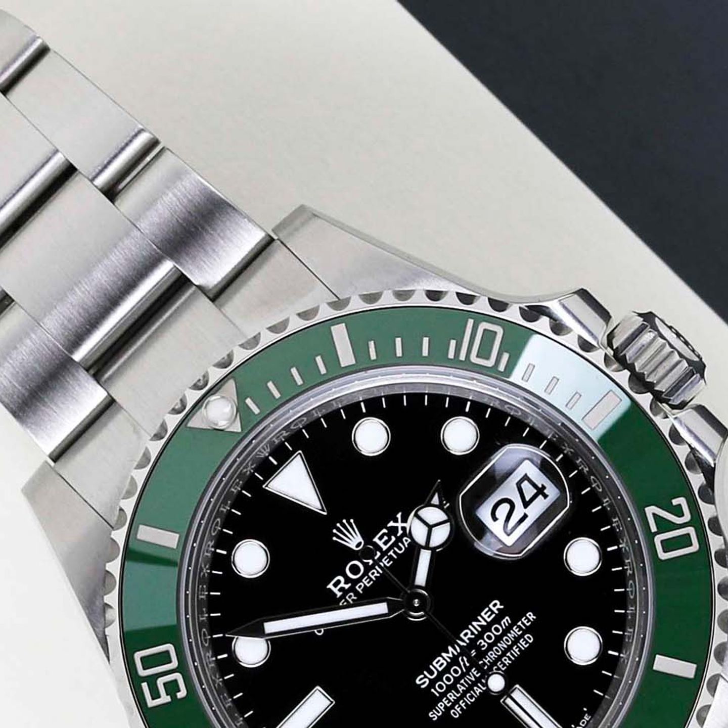 Rolex Submariner Date 126610LV (2024) - Black dial 41 mm Steel case (3/8)