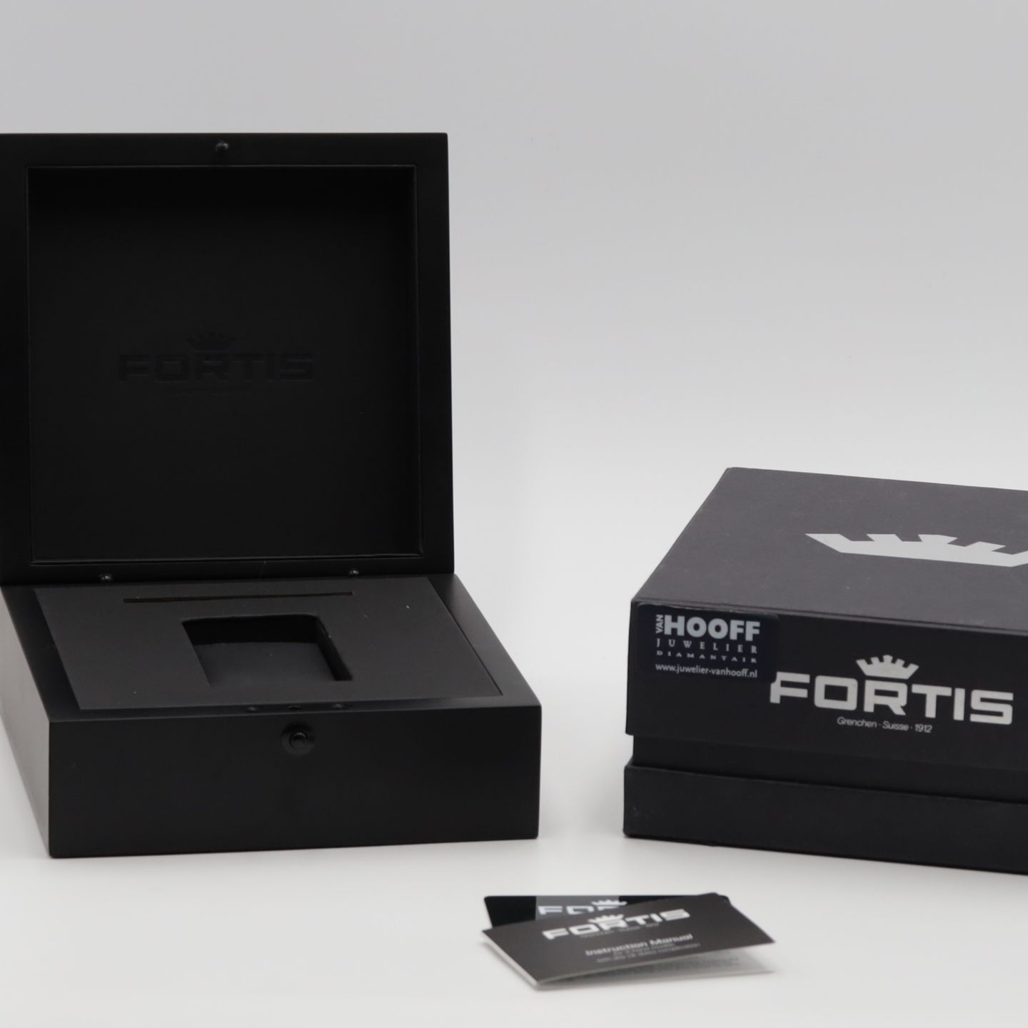 Fortis Unknown 656.10.141 (Unknown (random serial)) - Black dial 42 mm Steel case (8/8)