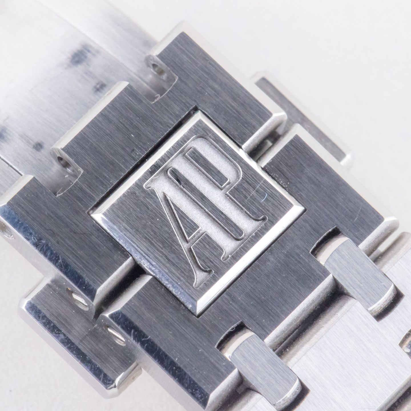 Audemars Piguet Royal Oak Selfwinding 15450ST (2021) - Grey dial 37 mm Steel case (7/8)