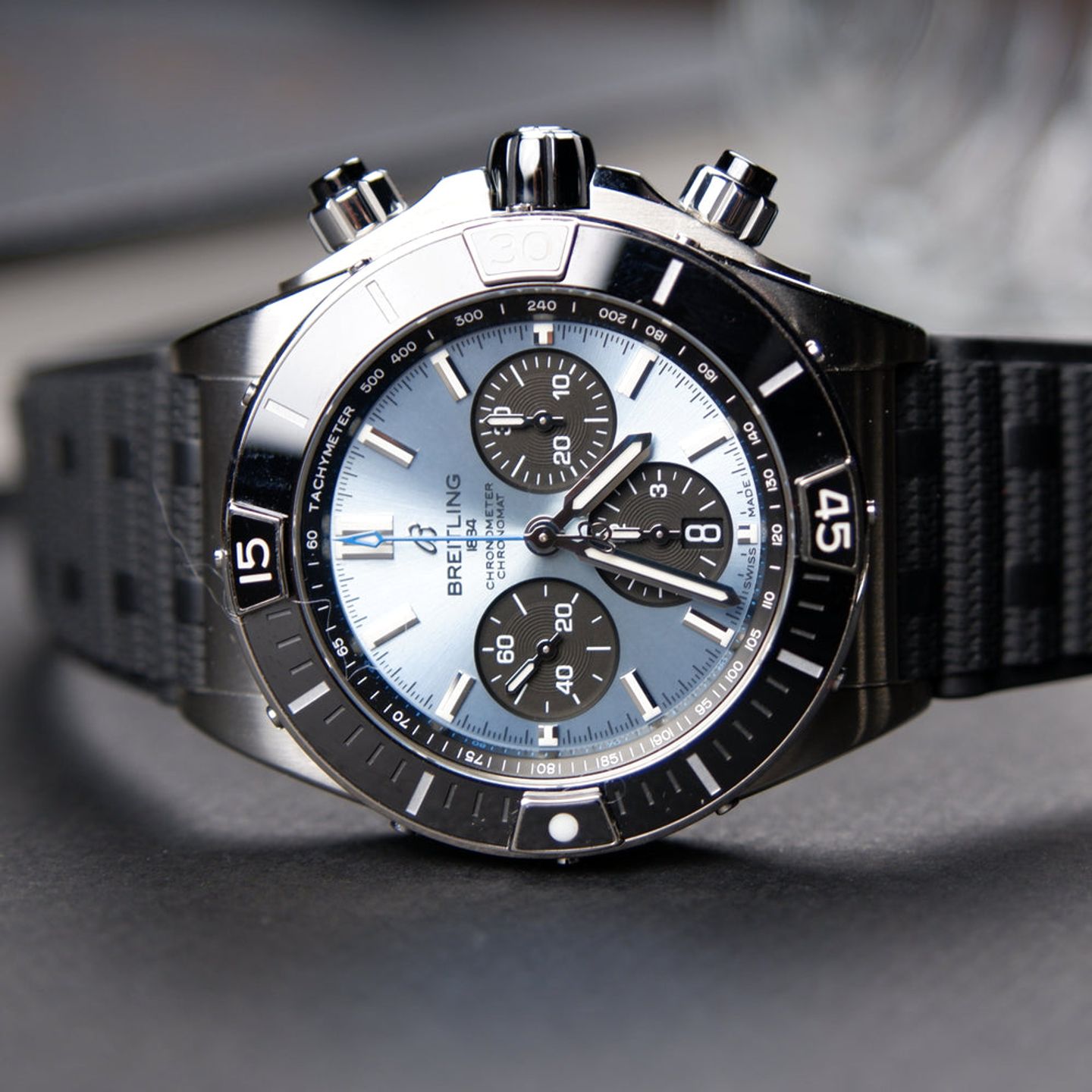 Breitling Chronomat PB0136251C1S1 (2026) - Blauw wijzerplaat 44mm Staal (1/2)