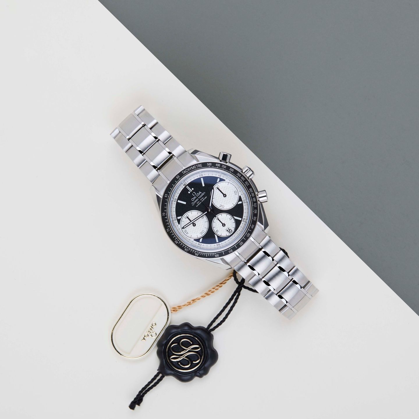 Omega Speedmaster Racing 326.30.40.50.01.002 - (2/8)