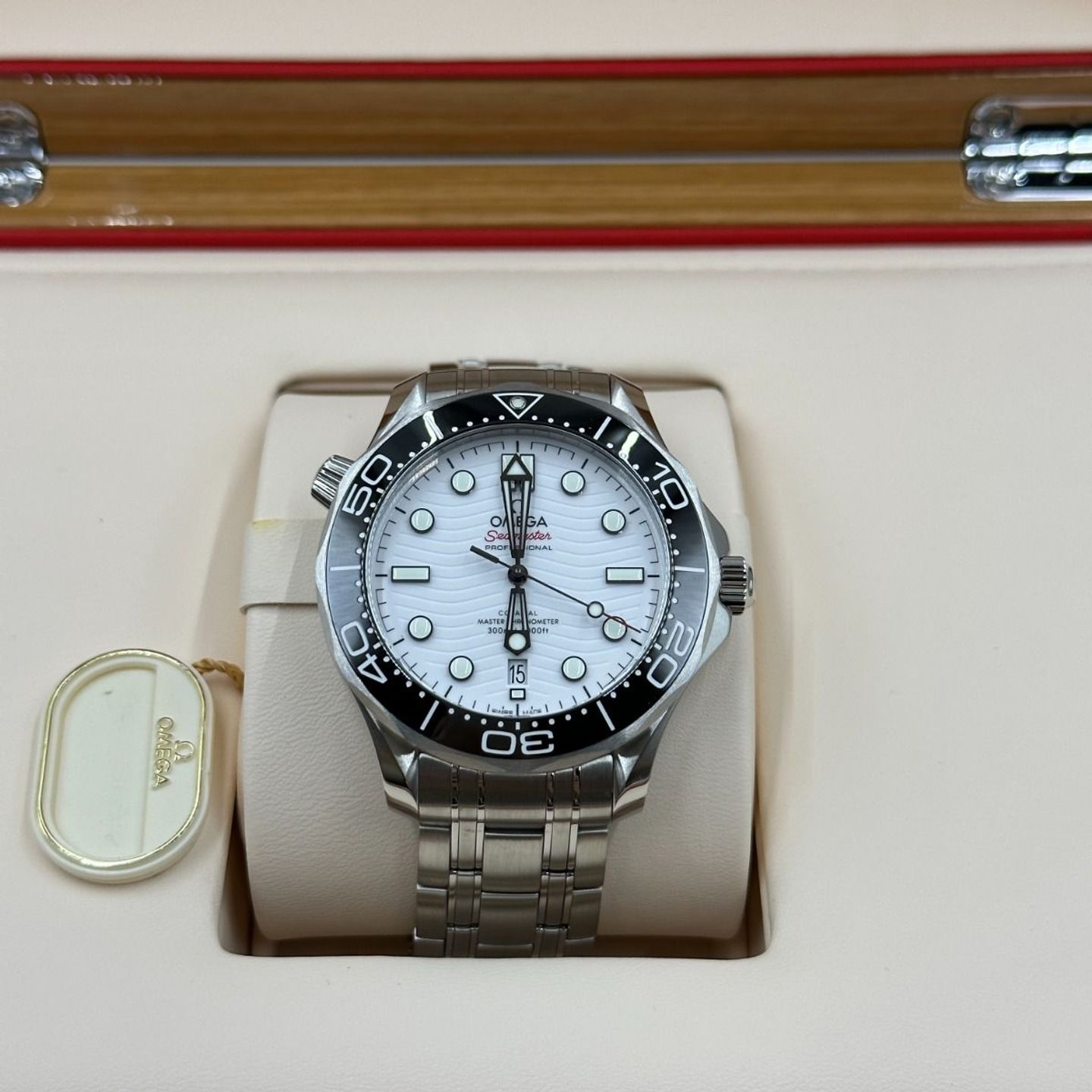 Omega Seamaster Diver 300 M 210.30.42.20.04.001 (2023) - Wit wijzerplaat 42mm Staal (5/8)