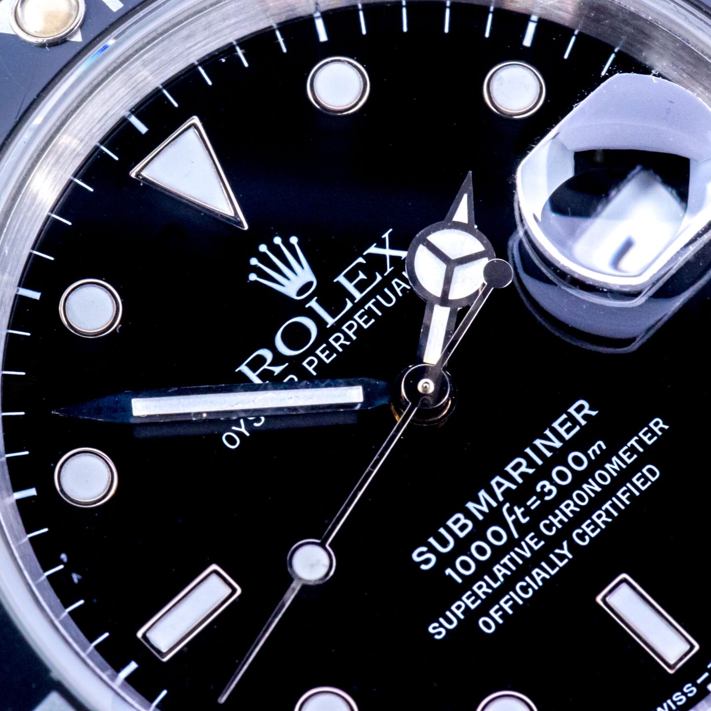 Rolex Submariner Date 16610 (1991) - Black dial 40 mm Steel case (2/7)