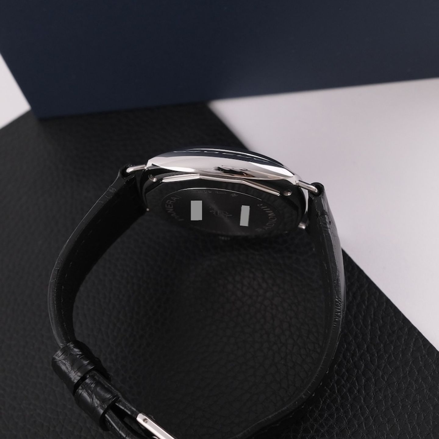 Panerai Radiomir PAM01294 (2024) - Zwart wijzerplaat 40mm Staal (7/8)