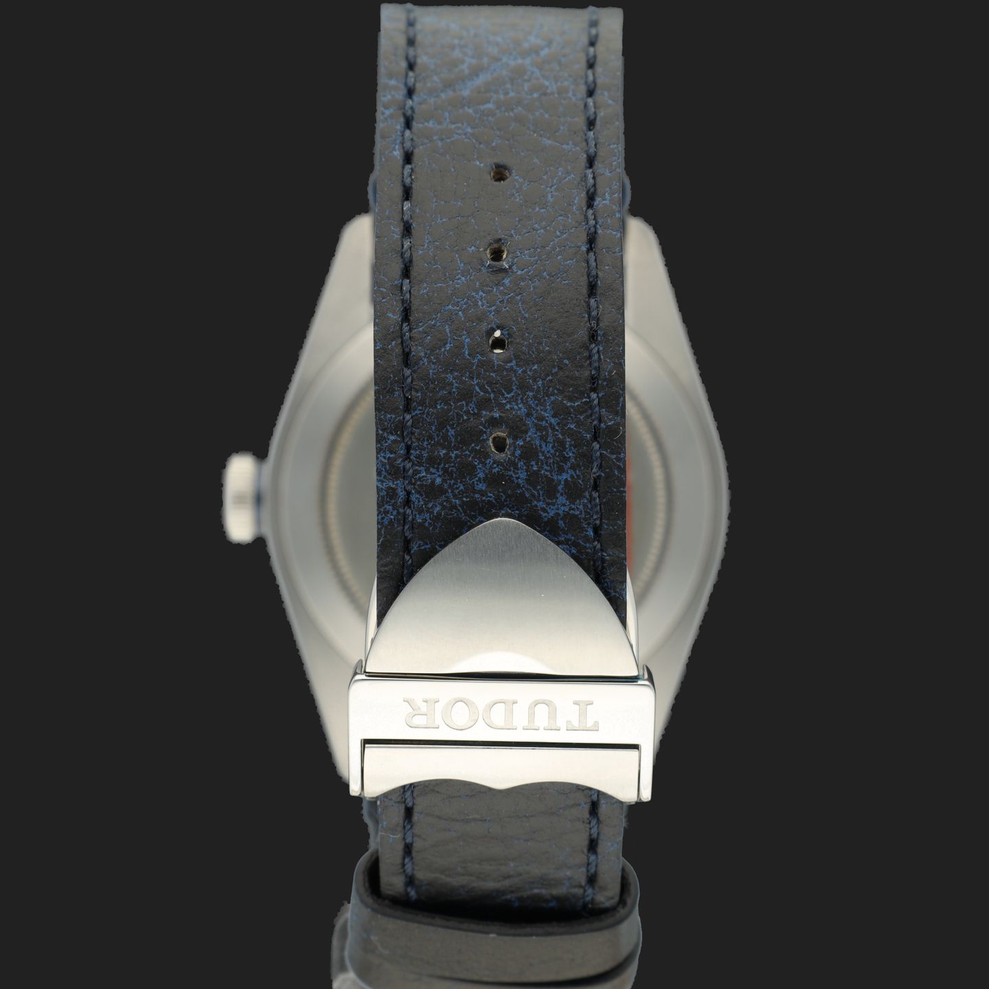 Tudor Black Bay 79220B (2015) - Black dial 41 mm Steel case (6/8)