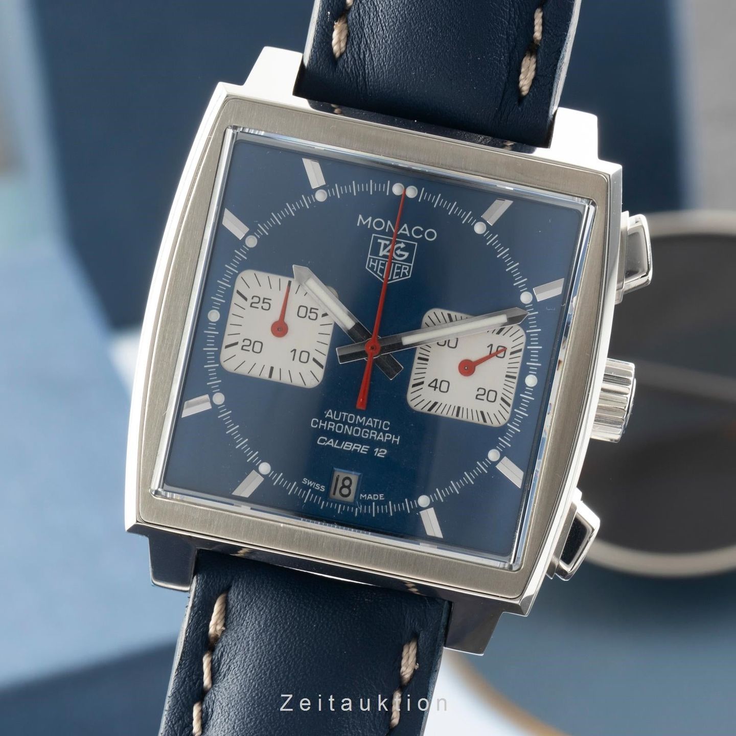 TAG Heuer Monaco Calibre 12 CAW2111 (2005) - Blue dial 39 mm Steel case (1/8)