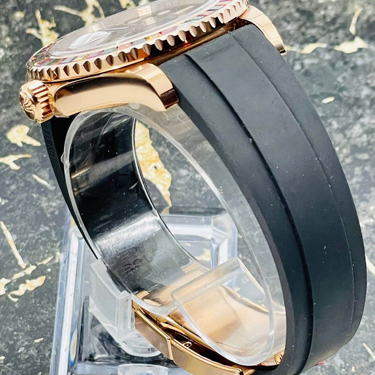 Rolex Yacht-Master 40 116695SATS (2018) - Black dial 40 mm Rose Gold case (6/8)