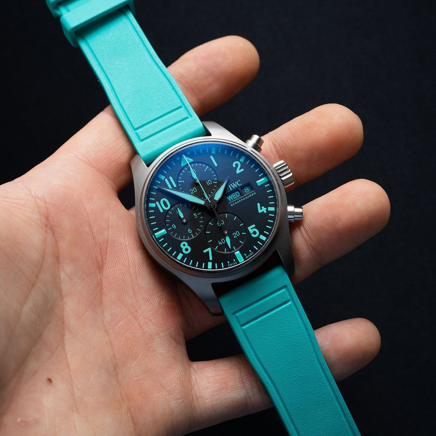 IWC Pilot Chronograph IW388108 (2022) - 41mm Titanium (4/8)