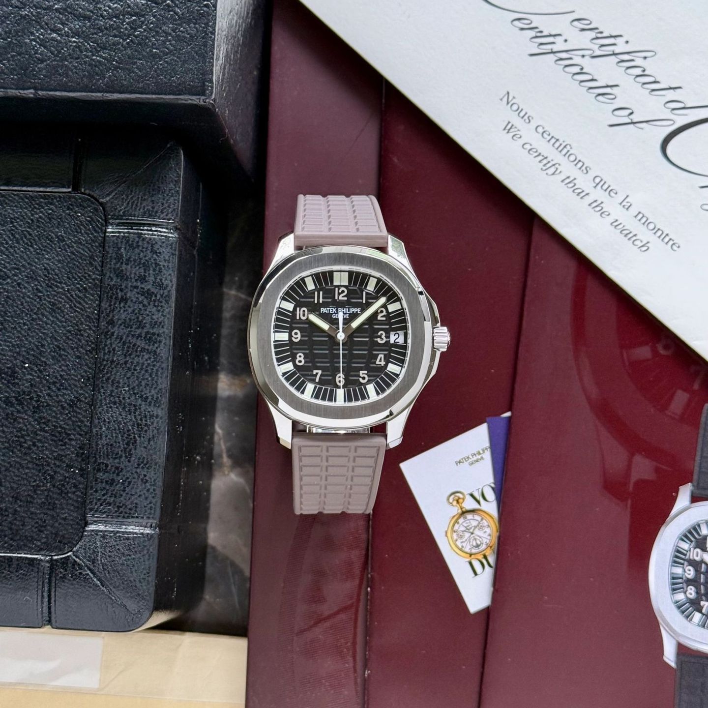 Patek Philippe Aquanaut 5065 - (4/8)