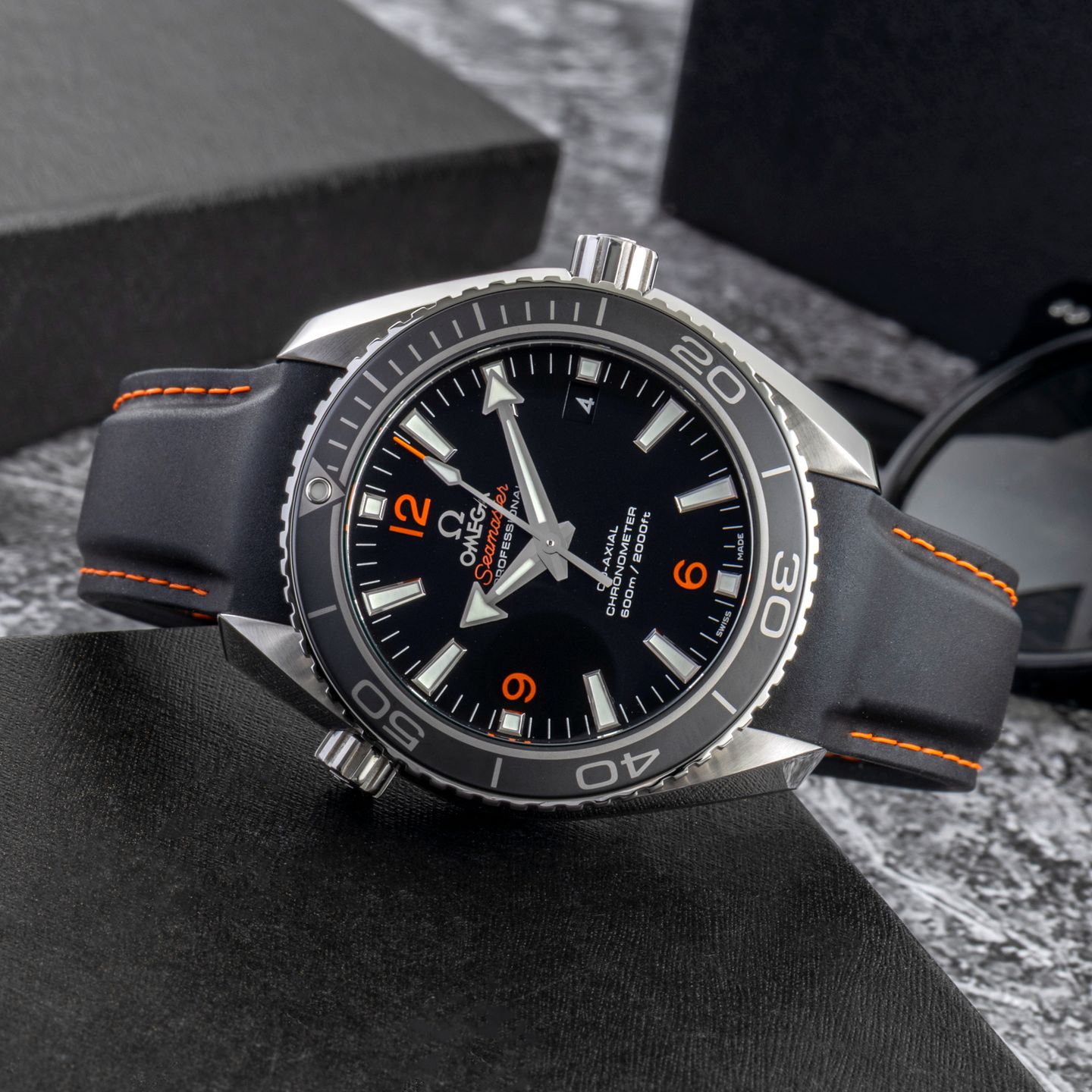 Omega Seamaster Planet Ocean 232.32.46.21.01.005 - (2/8)