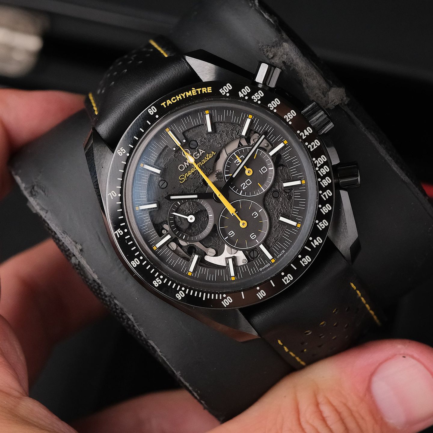 Omega Speedmaster Professional Moonwatch 311.92.44.30.01.001 (2023) - Black dial 44 mm Ceramic case (6/7)