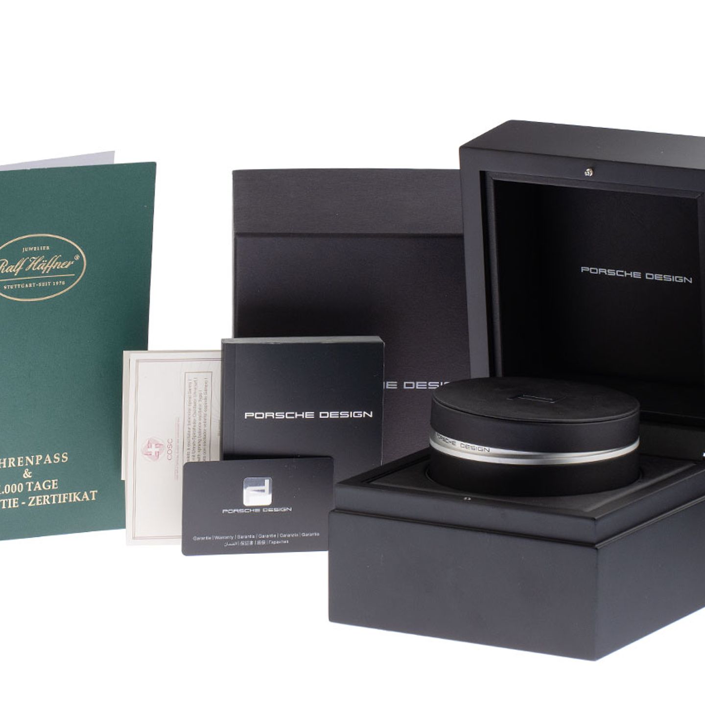 IWC Porsche Design IW3732 (2023) - Zwart wijzerplaat 36mm Titanium (2/7)