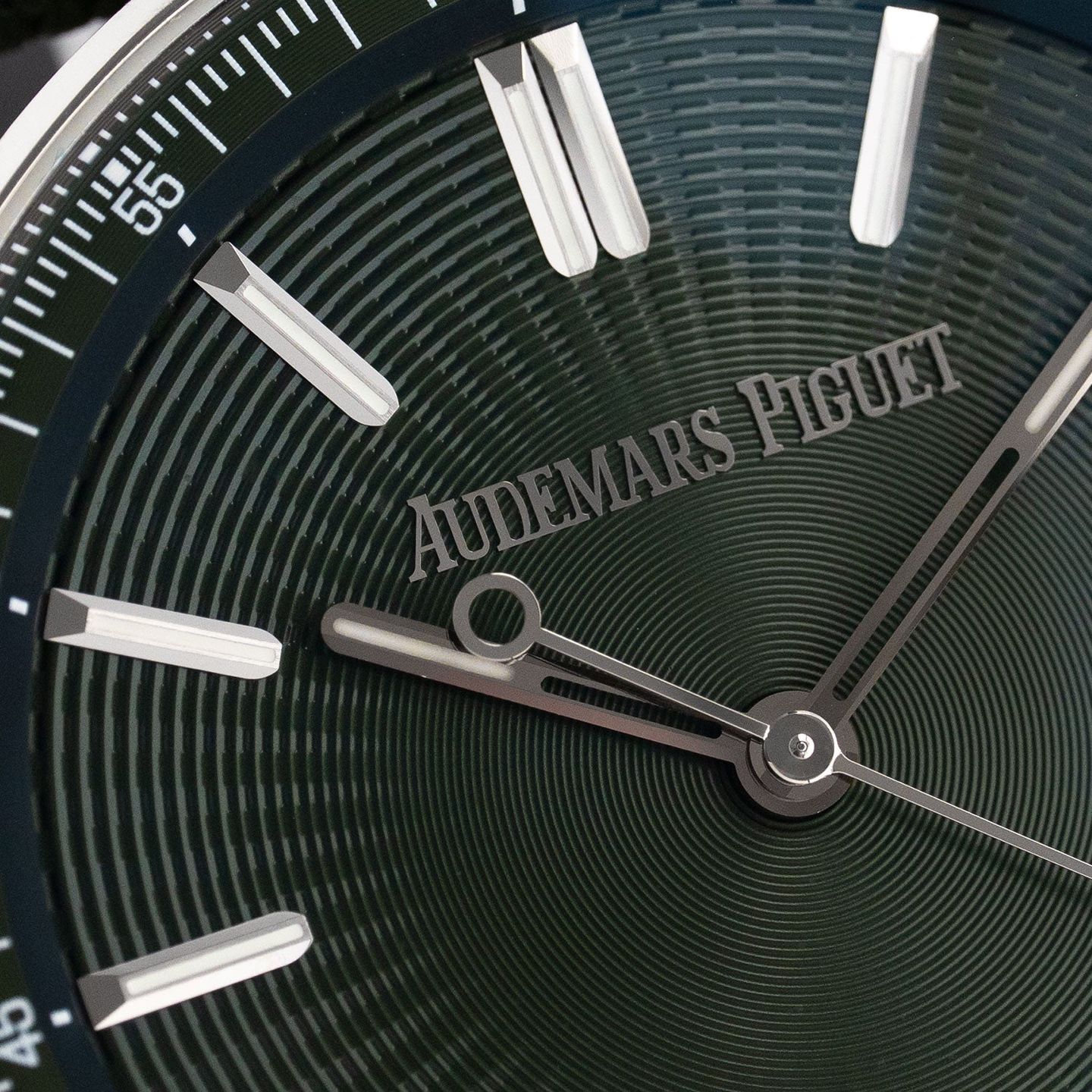 Audemars Piguet CODE 11.59 15210ST.OO.A056KB.01 - (3/7)