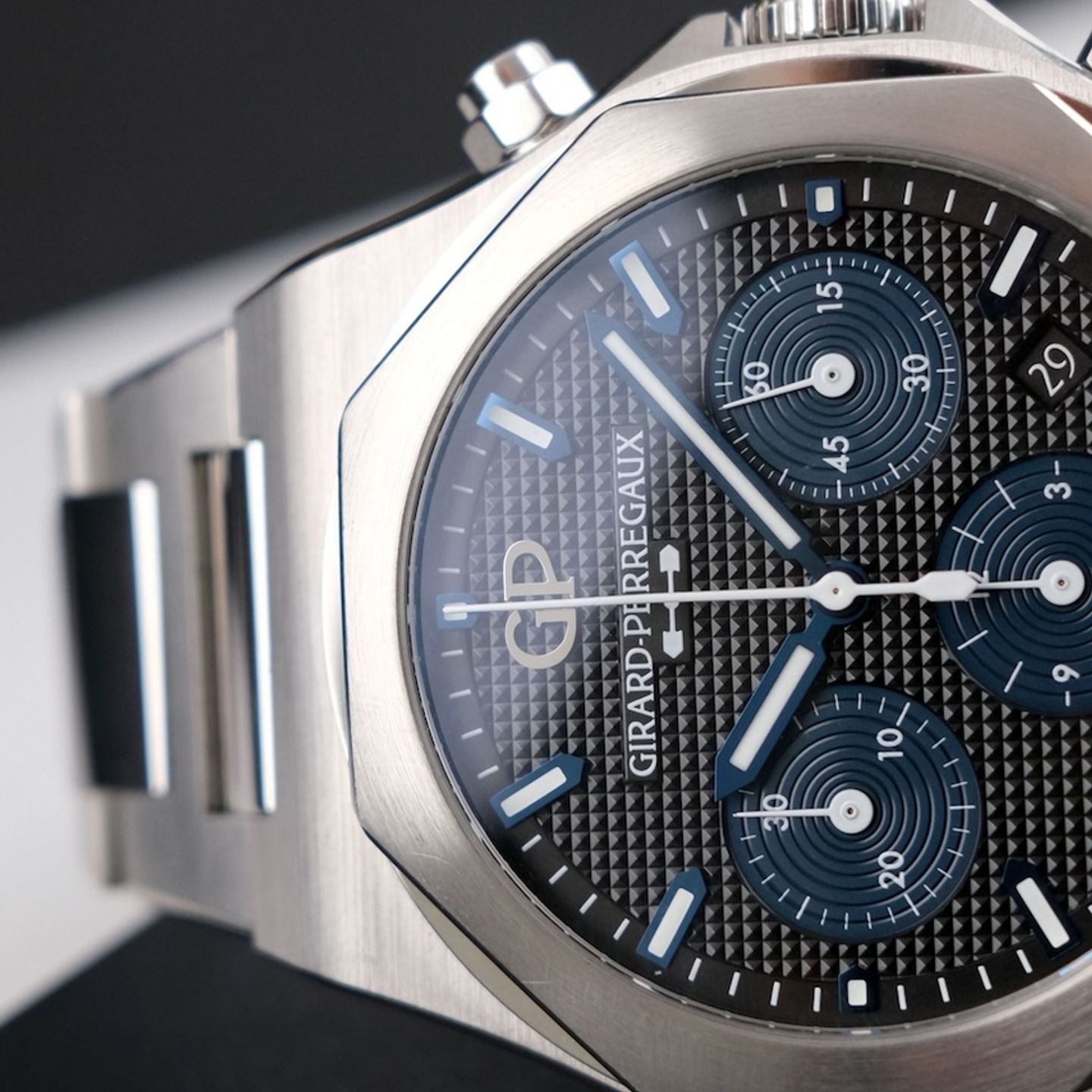 Girard-Perregaux Laureato 81020-11-631-11A - (5/8)