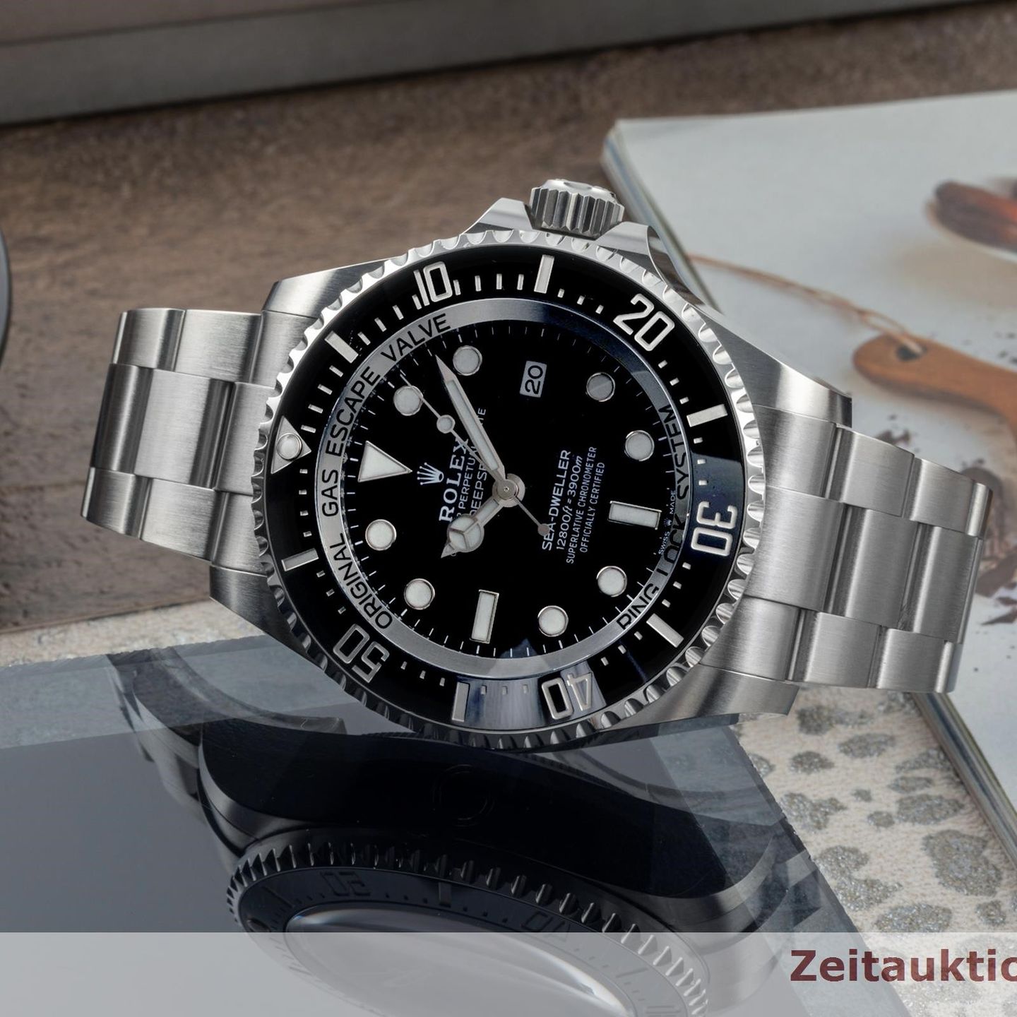 Rolex Sea-Dweller Deepsea 126660 (Unknown (random serial)) - Black dial 44 mm Steel case (2/8)