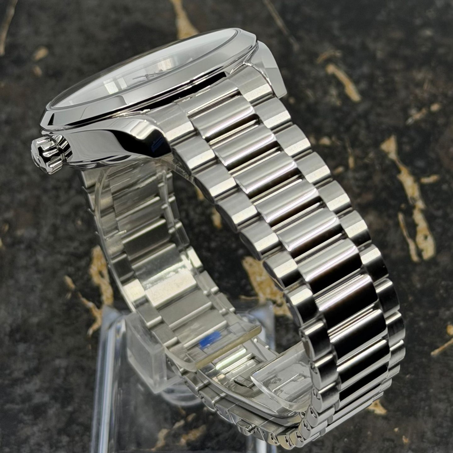 Omega Seamaster Planet Ocean Chronograph 215.30.46.51.01.001 (2026) - Zwart wijzerplaat 46mm Staal (7/8)