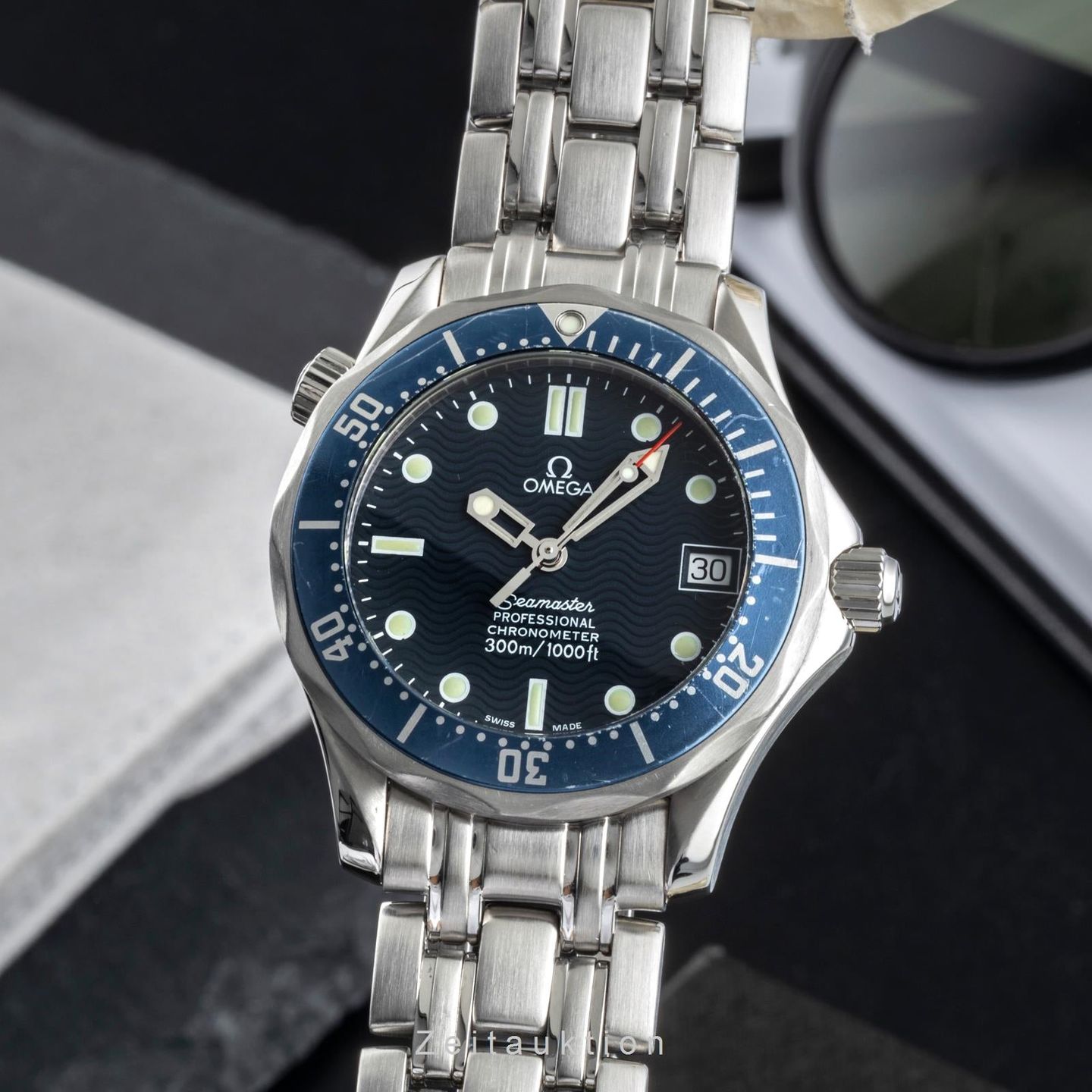 Omega Seamaster Diver 300 M 2551.80.00 (2006) - Blue dial 36 mm Steel case (1/8)