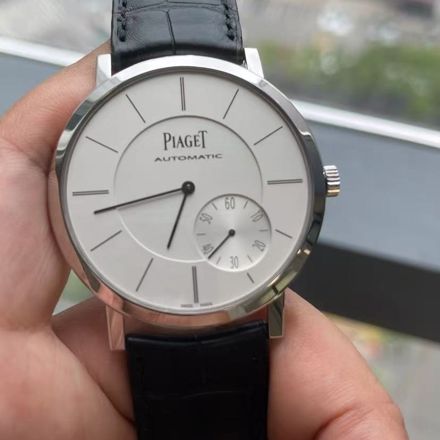 Piaget Altiplano G0A35130 (2023) - Silver dial 43 mm White Gold case (1/3)