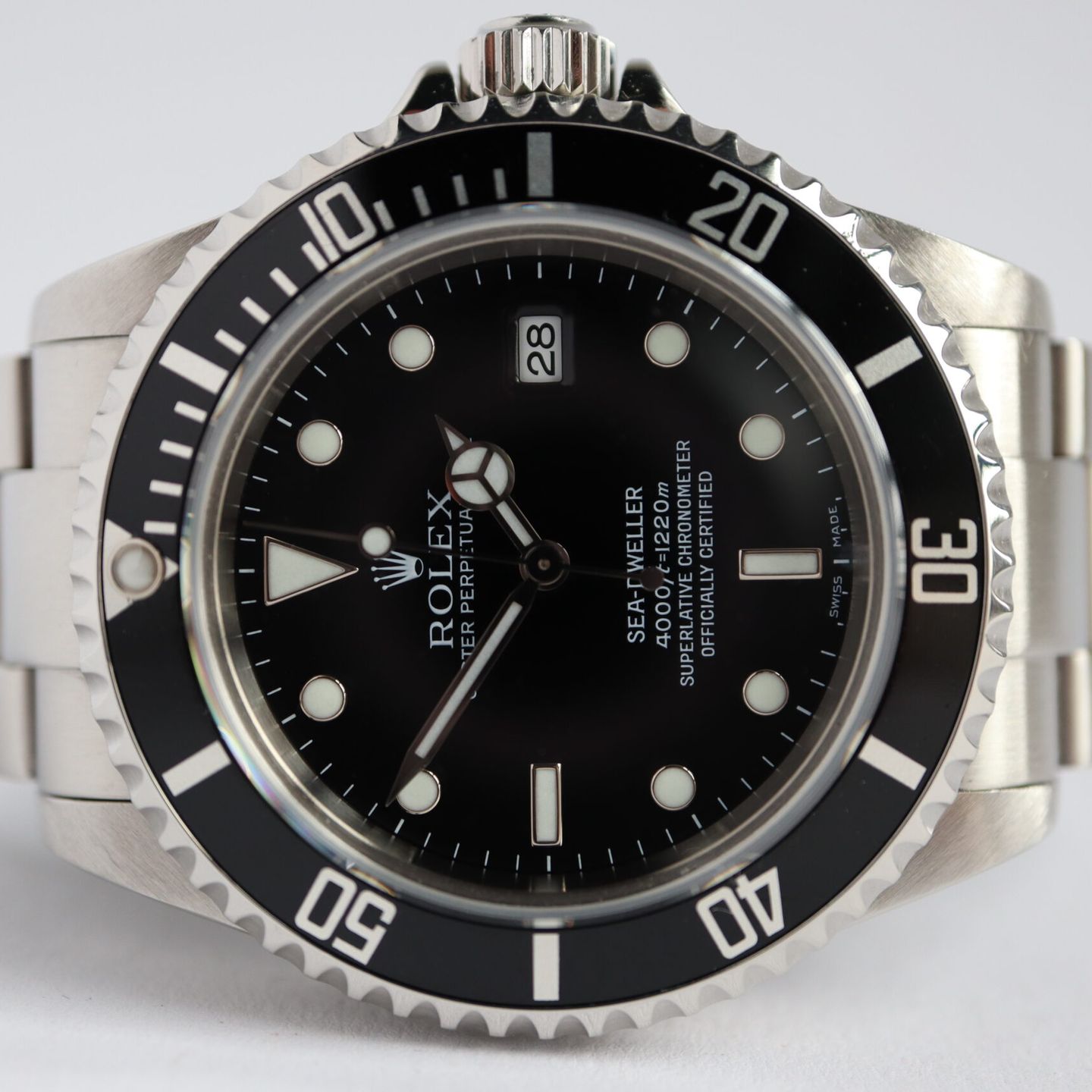 Rolex Sea-Dweller 4000 16600 (2005) - Black dial 40 mm Steel case (2/8)