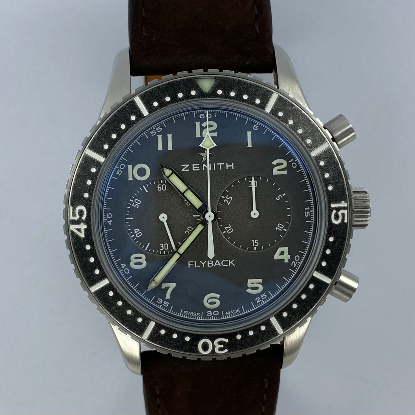 Zenith Pilot 11.2240.405/21.C773 (2021) - Grijs wijzerplaat 43mm Staal (5/6)