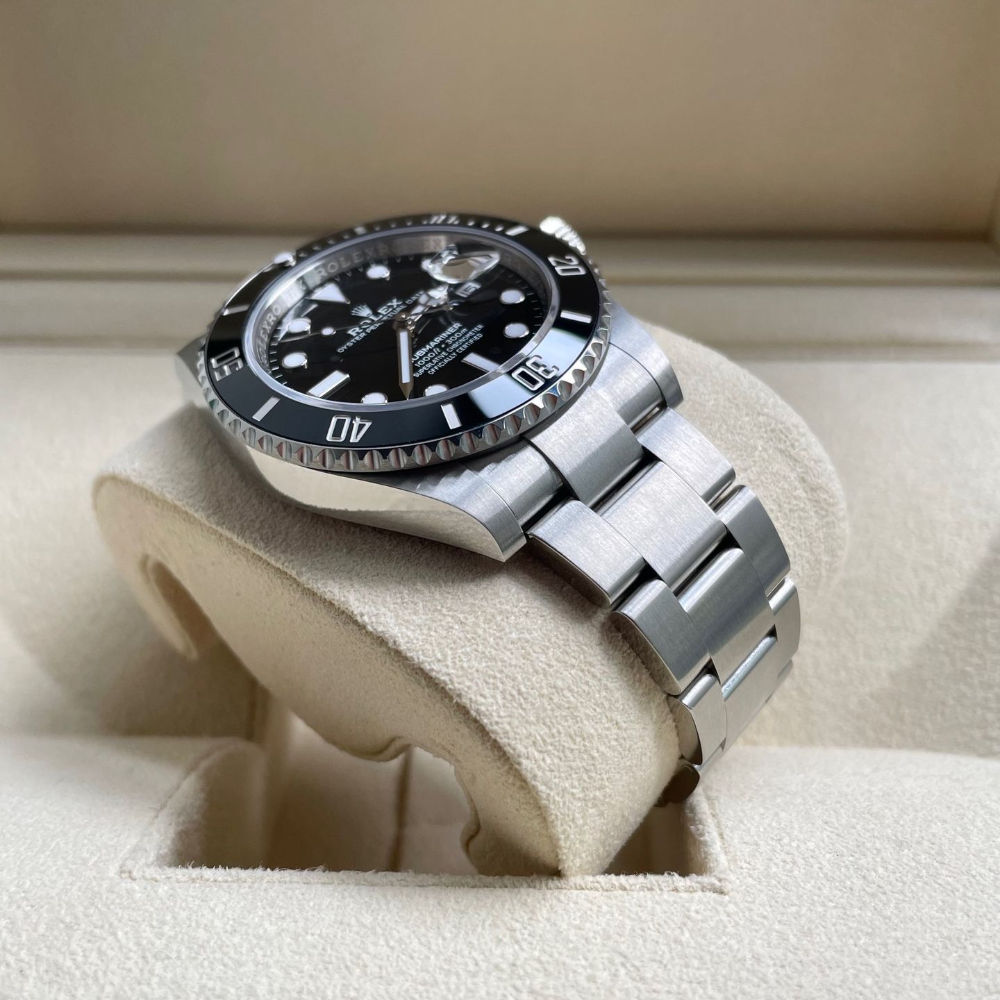 Rolex Submariner Date 126610LN (2020) - Zwart wijzerplaat 40mm Staal (3/8)