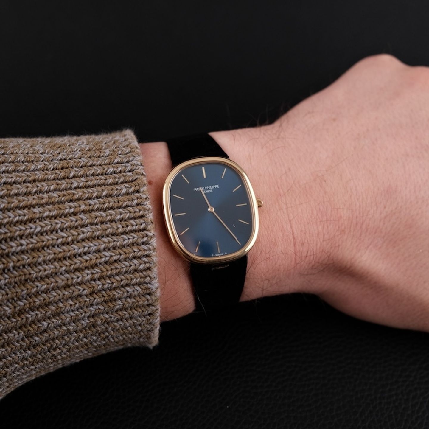 Patek Philippe Golden Ellipse 3738/100 - (2/8)