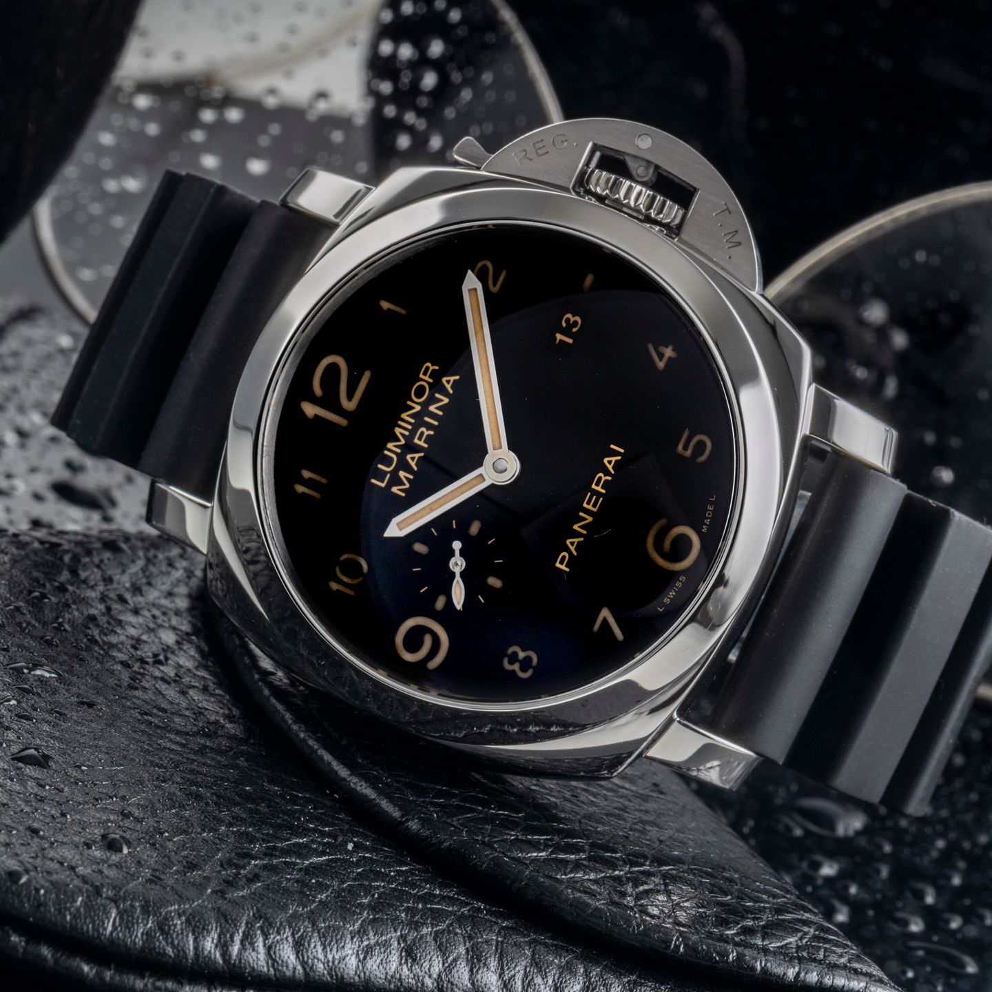 Panerai Luminor Marina 1950 3 Days Automatic PAM00359 (Onbekend (willekeurig serienummer)) - Zwart wijzerplaat 44mm Staal (2/8)