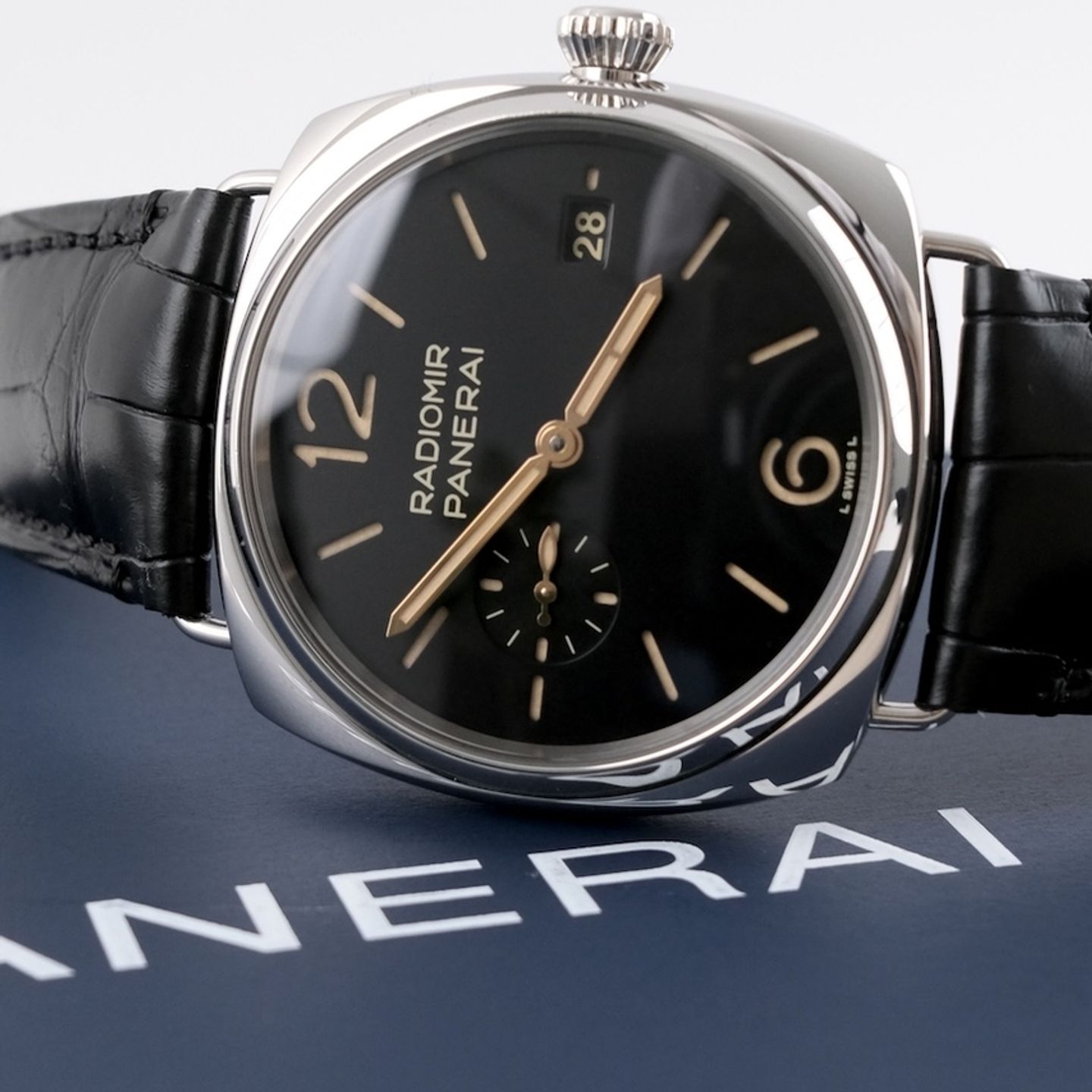 Panerai Radiomir PAM01294 (2024) - Zwart wijzerplaat 40mm Staal (1/8)