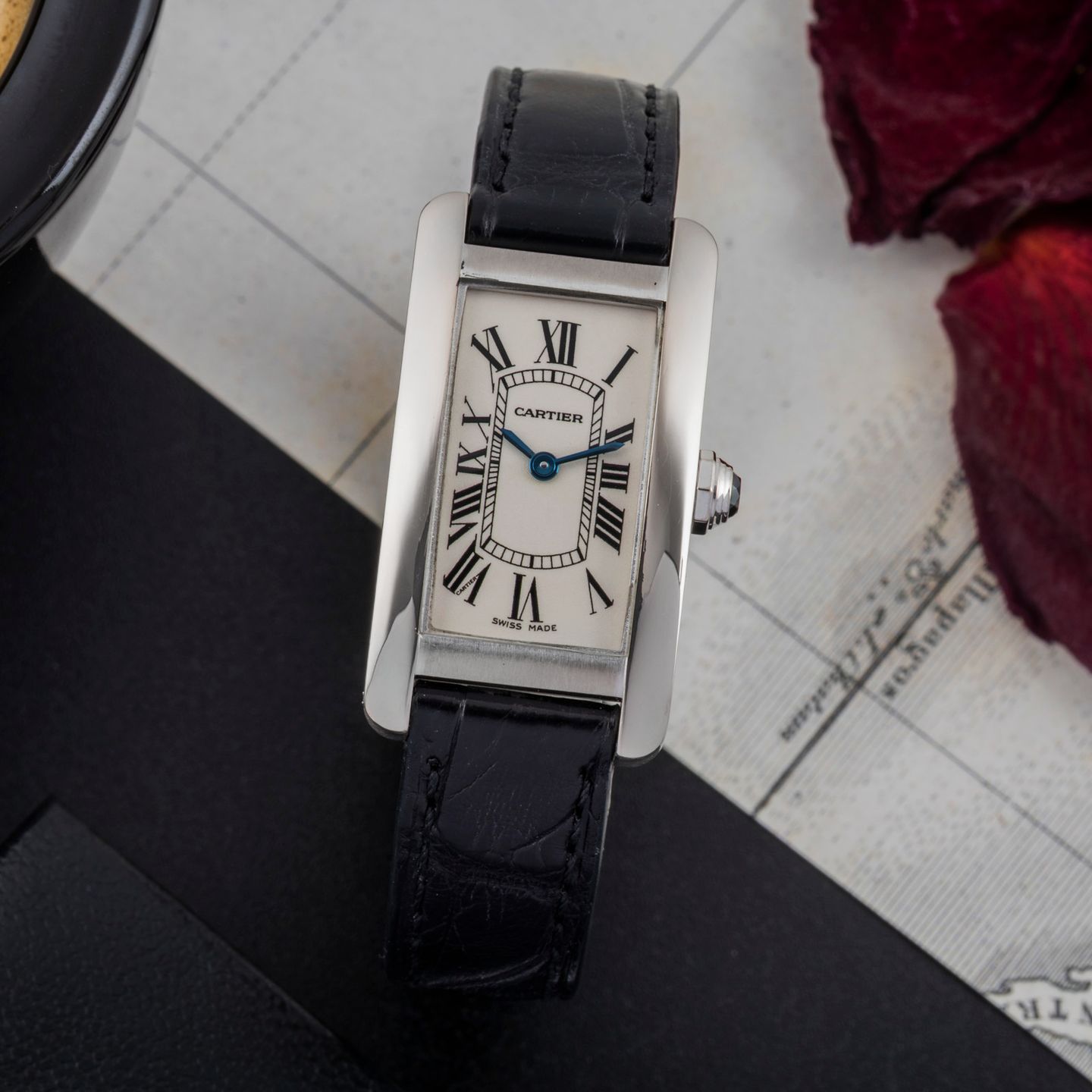 Cartier Tank Américaine W2601956 - (1/8)