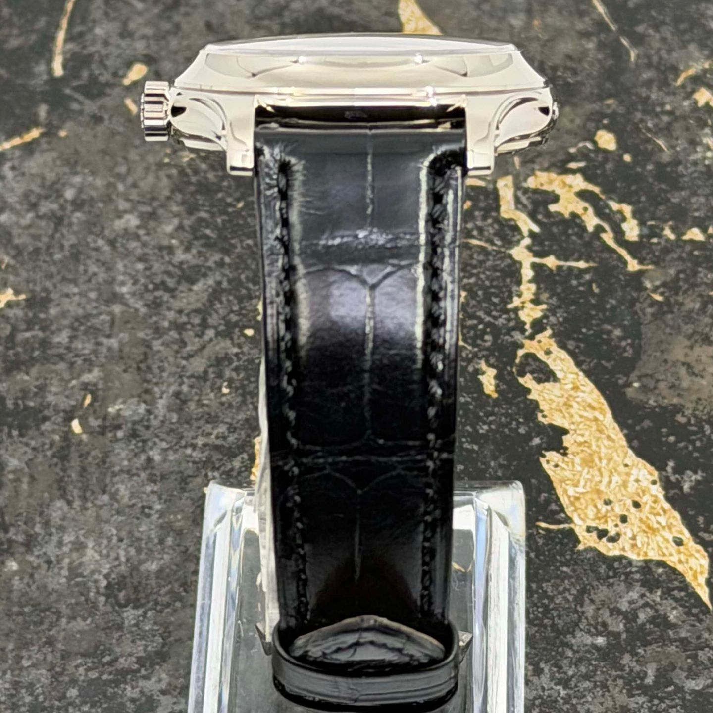 Patek Philippe Annual Calendar 5205G-013 - (8/8)