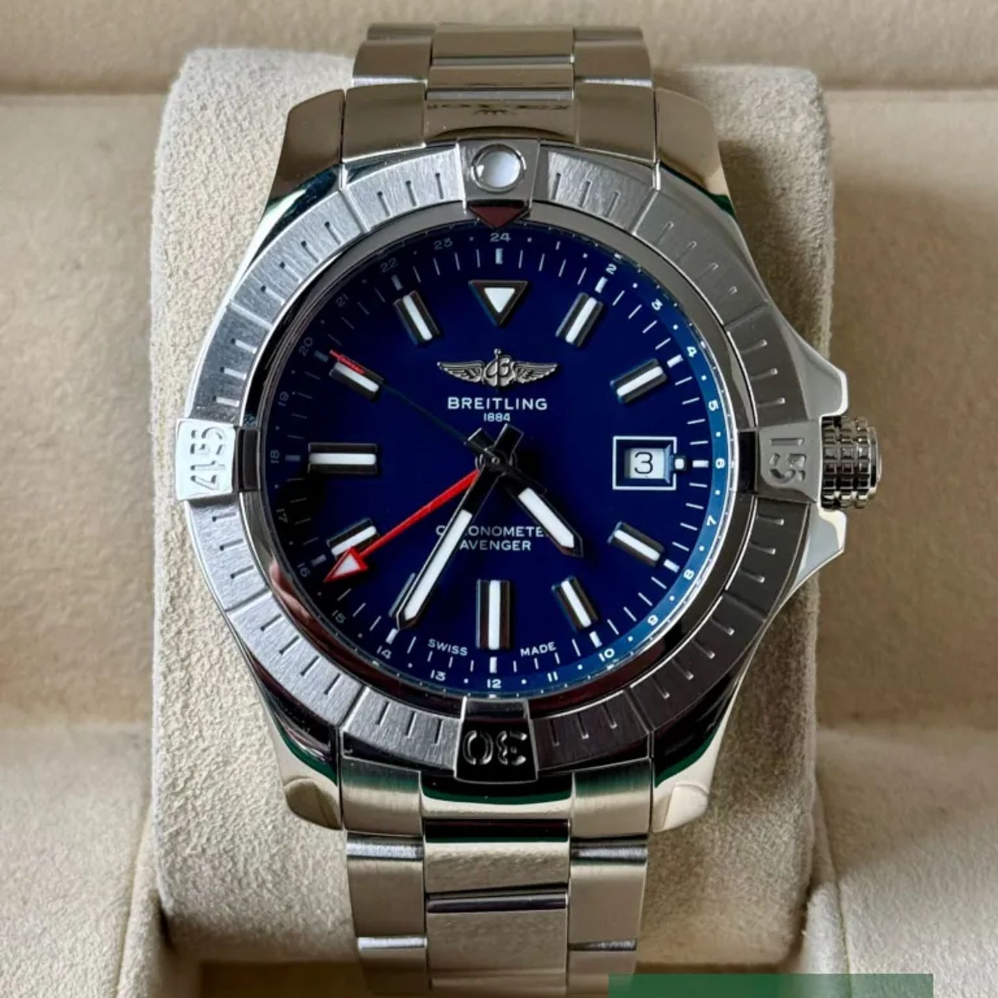 Breitling Avenger A32395101C1A1 (2021) - Blauw wijzerplaat 43mm Staal (2/7)